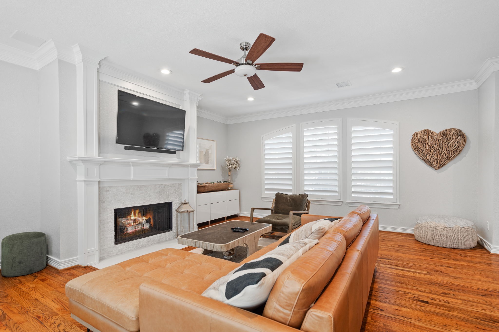 2704 Welborn Street Dallas TX 75219
