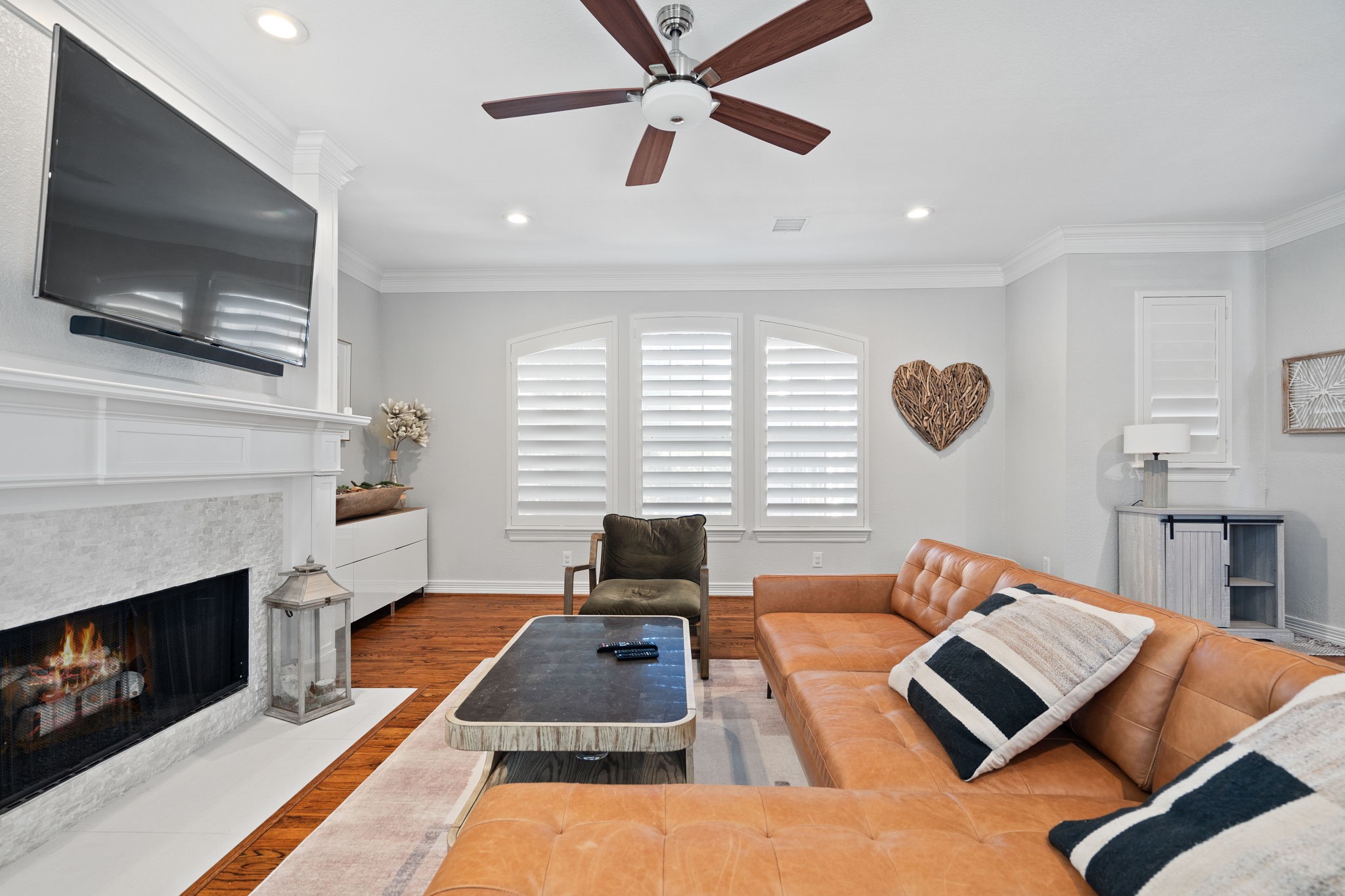 2704 Welborn Street Dallas TX 75219