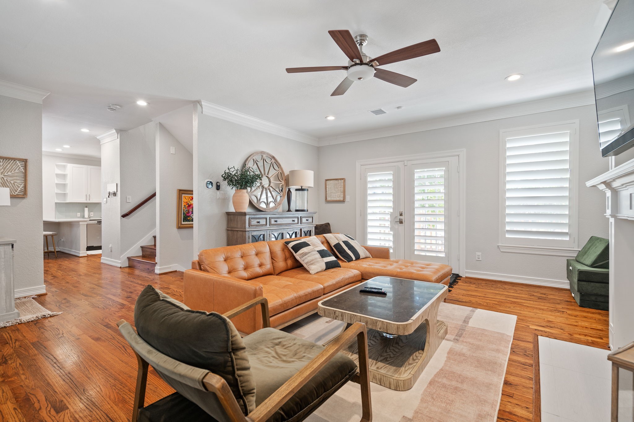 2704 Welborn Street Dallas TX 75219