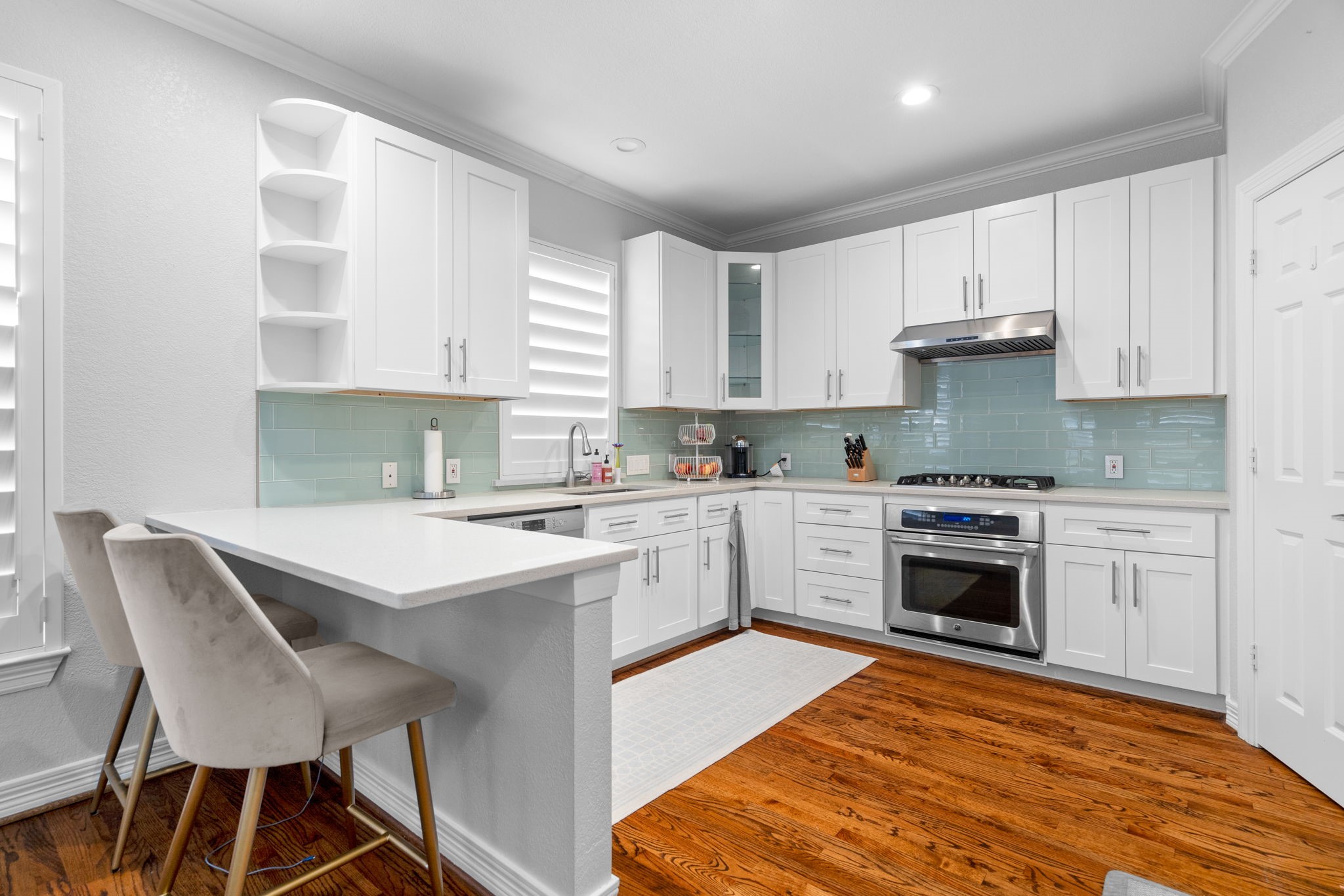 2704 Welborn Street Dallas TX 75219