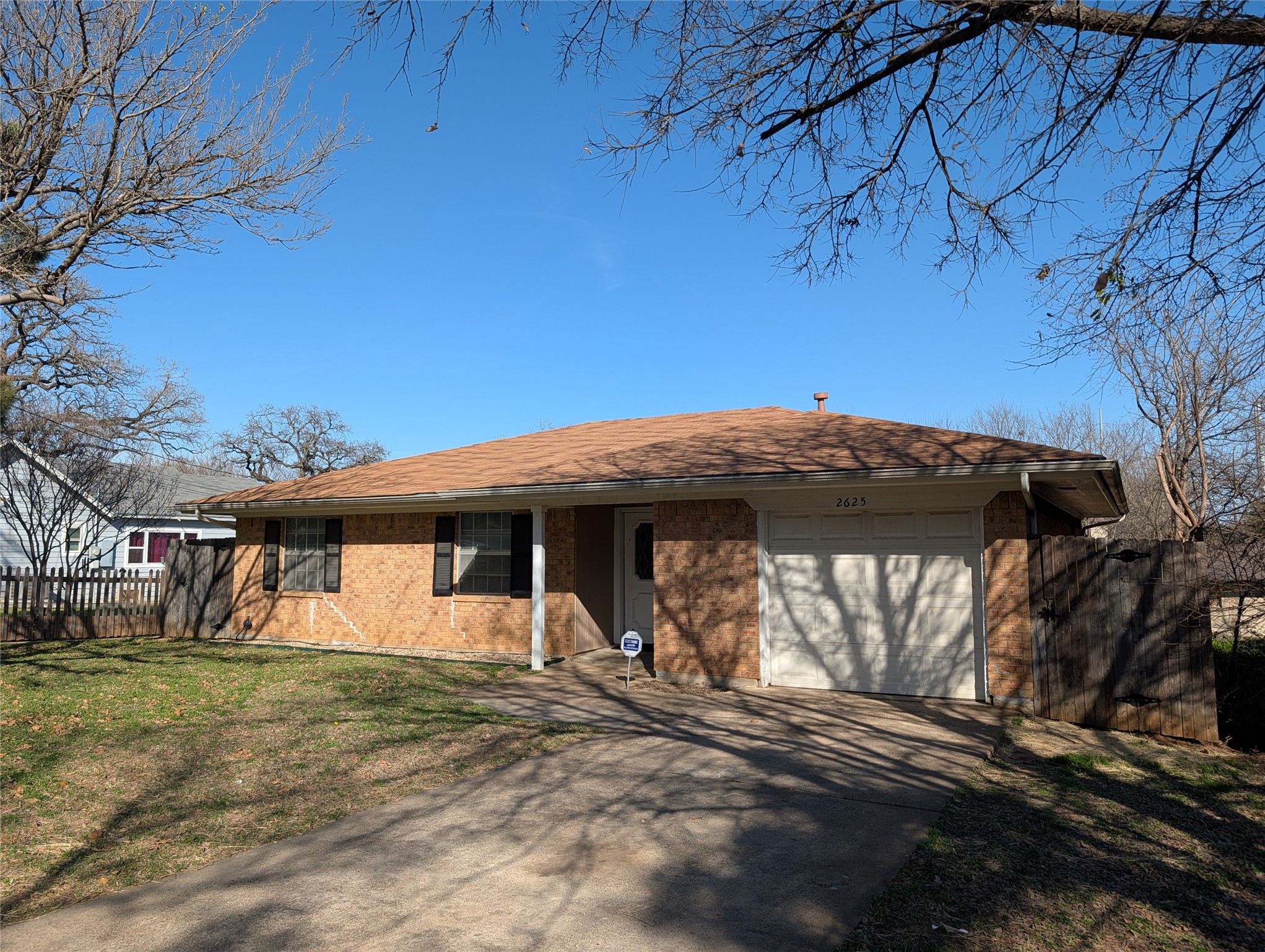 2625 Putnam Street Fort Worth TX 76112