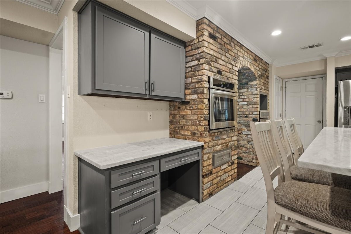 2123 Wilson Drive Arlington TX 76011