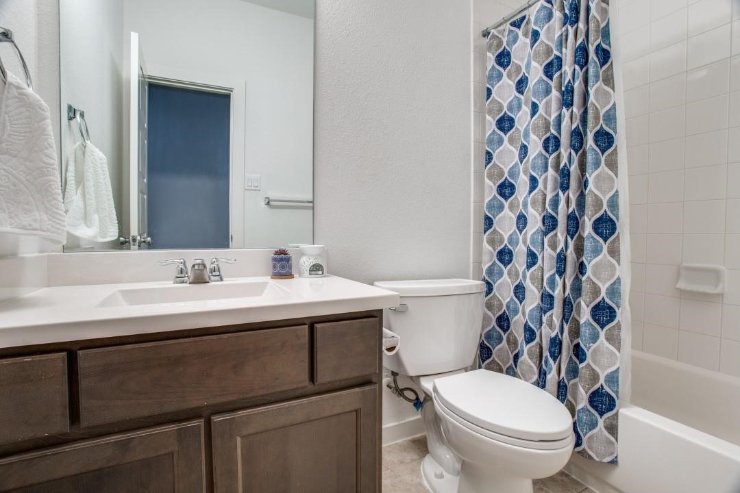 1905 Ranch Trail Road Aubrey TX 76227