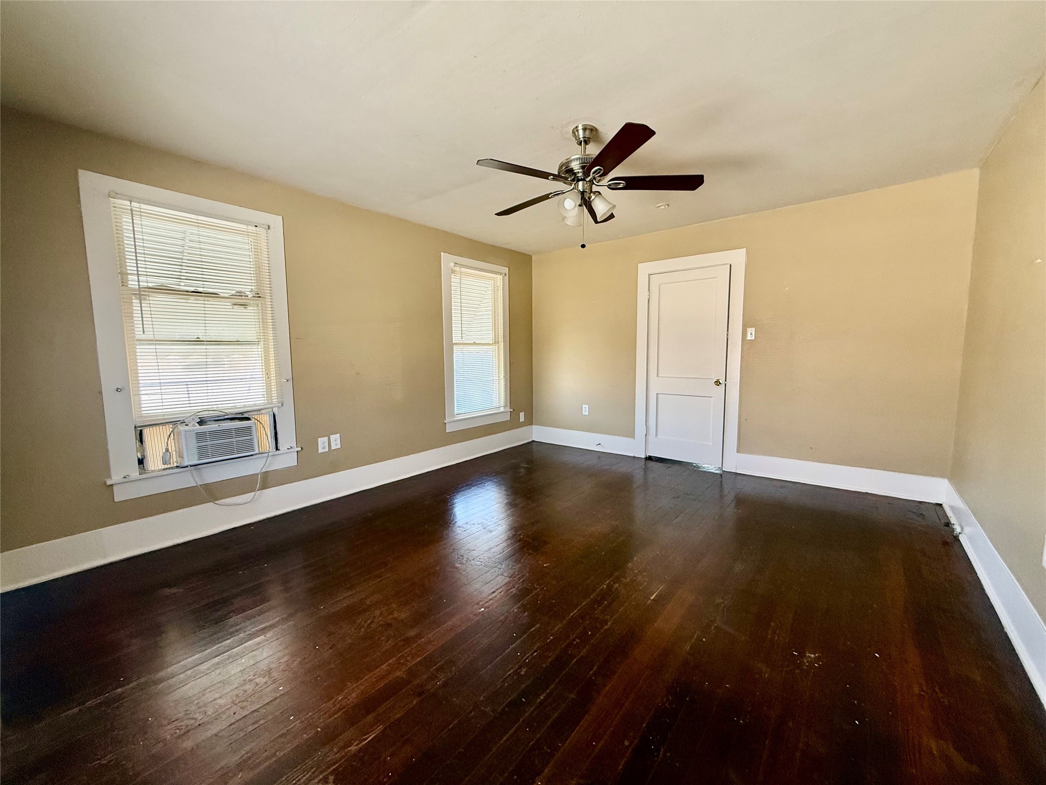 3100 Avenue G Fort Worth TX 76105