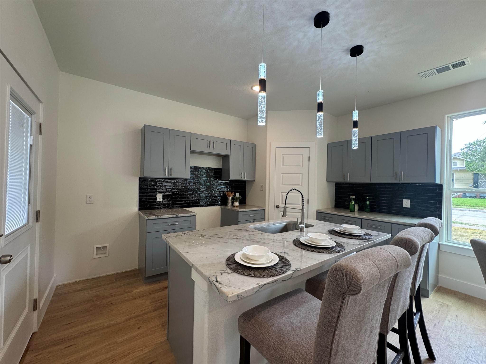 3801 Carpenter Avenue Dallas TX 75210
