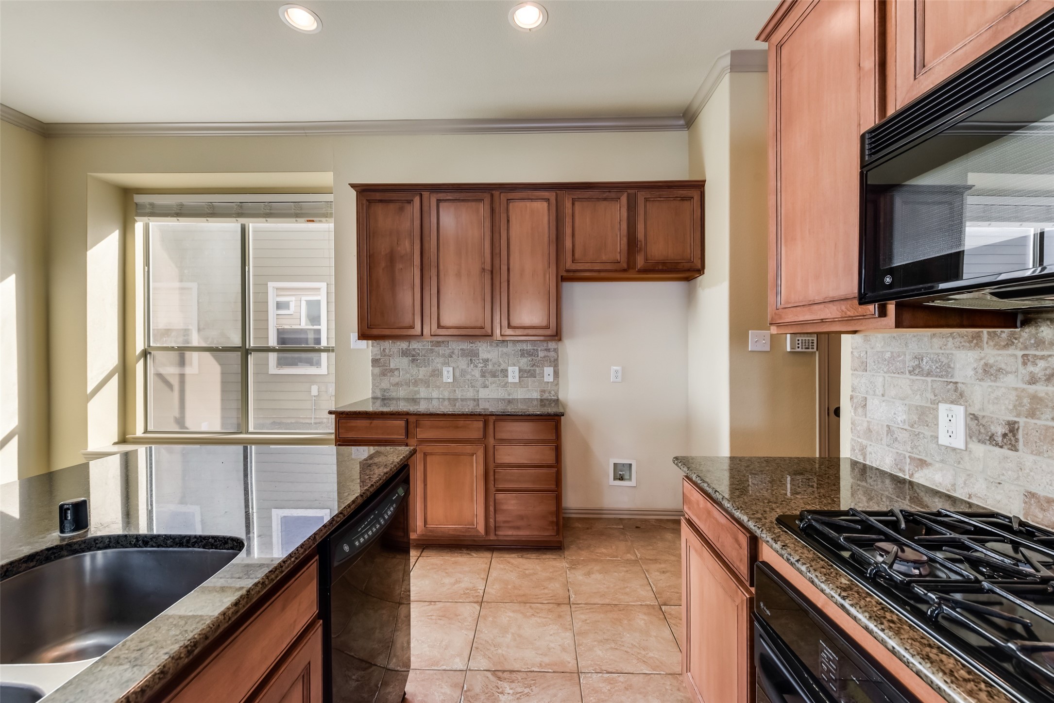 1152 Spanish Moss Drive Savannah TX 76227