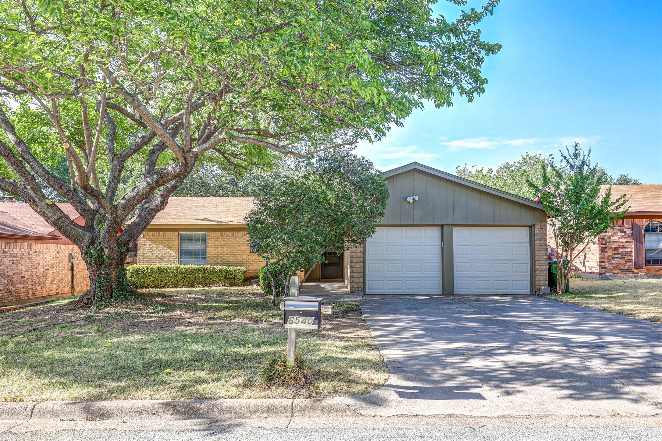 6540 Windrock Drive Watauga TX 76148