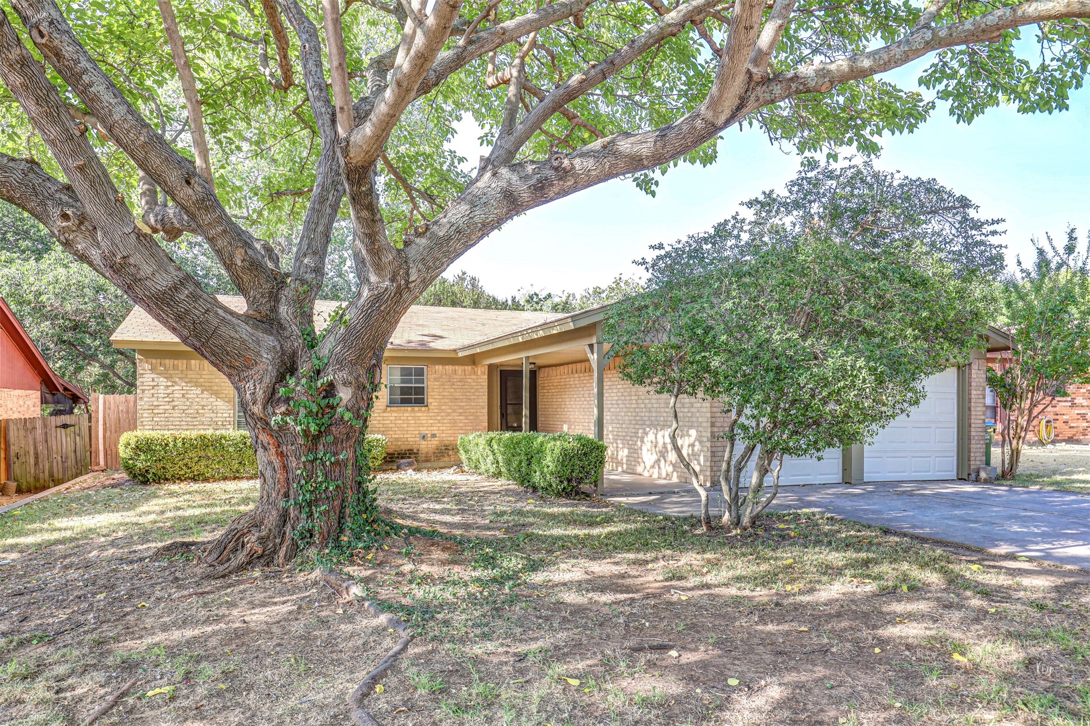 6540 Windrock Drive Watauga TX 76148