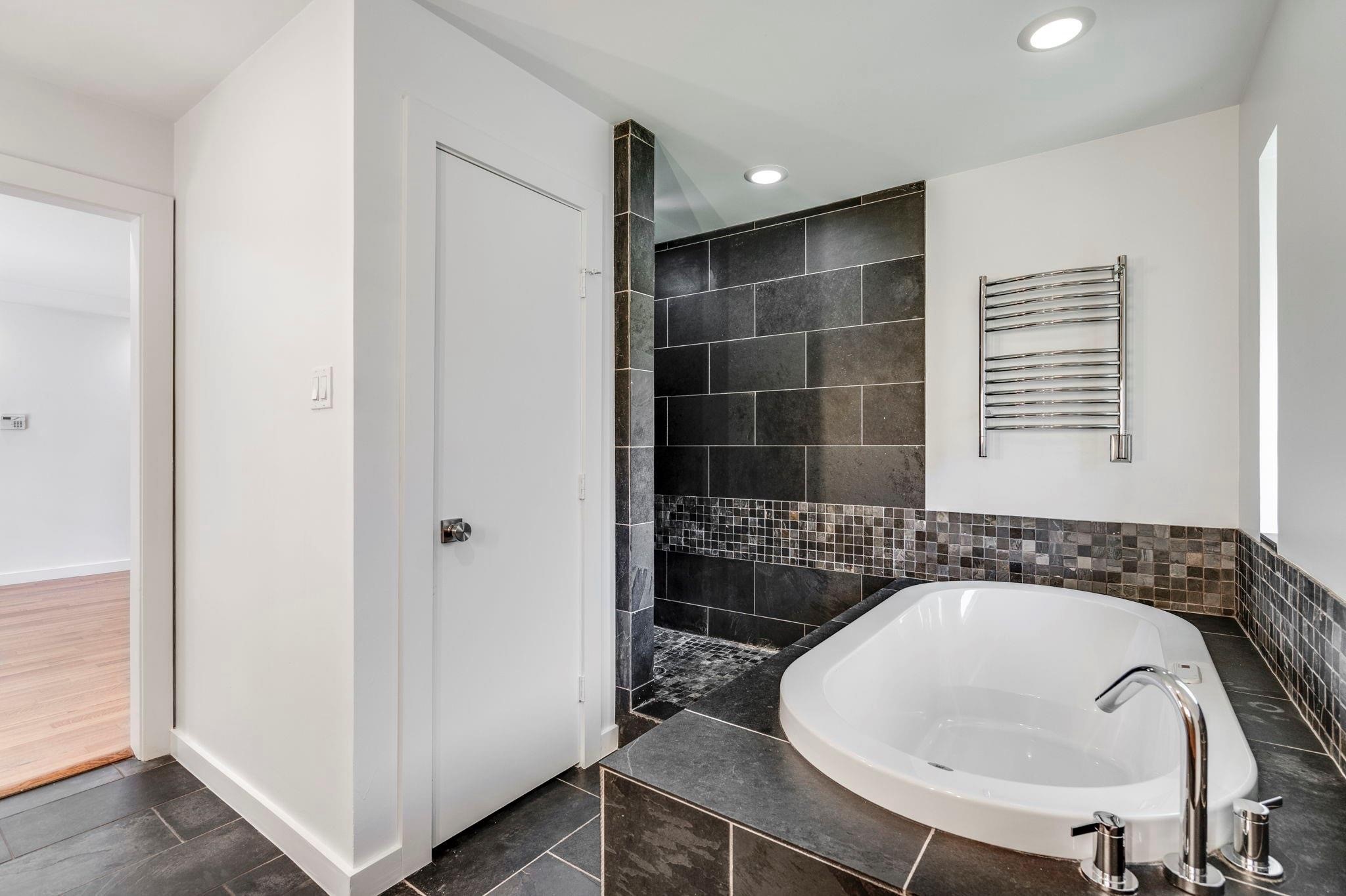 3940 Shady Hill Drive Dallas TX 75229