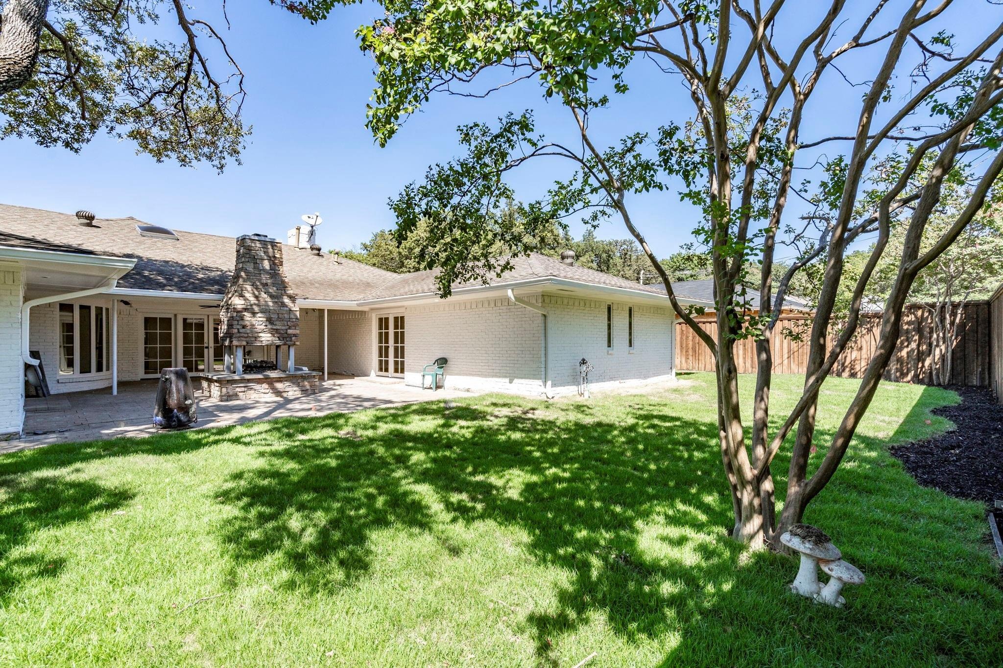3940 Shady Hill Drive Dallas TX 75229