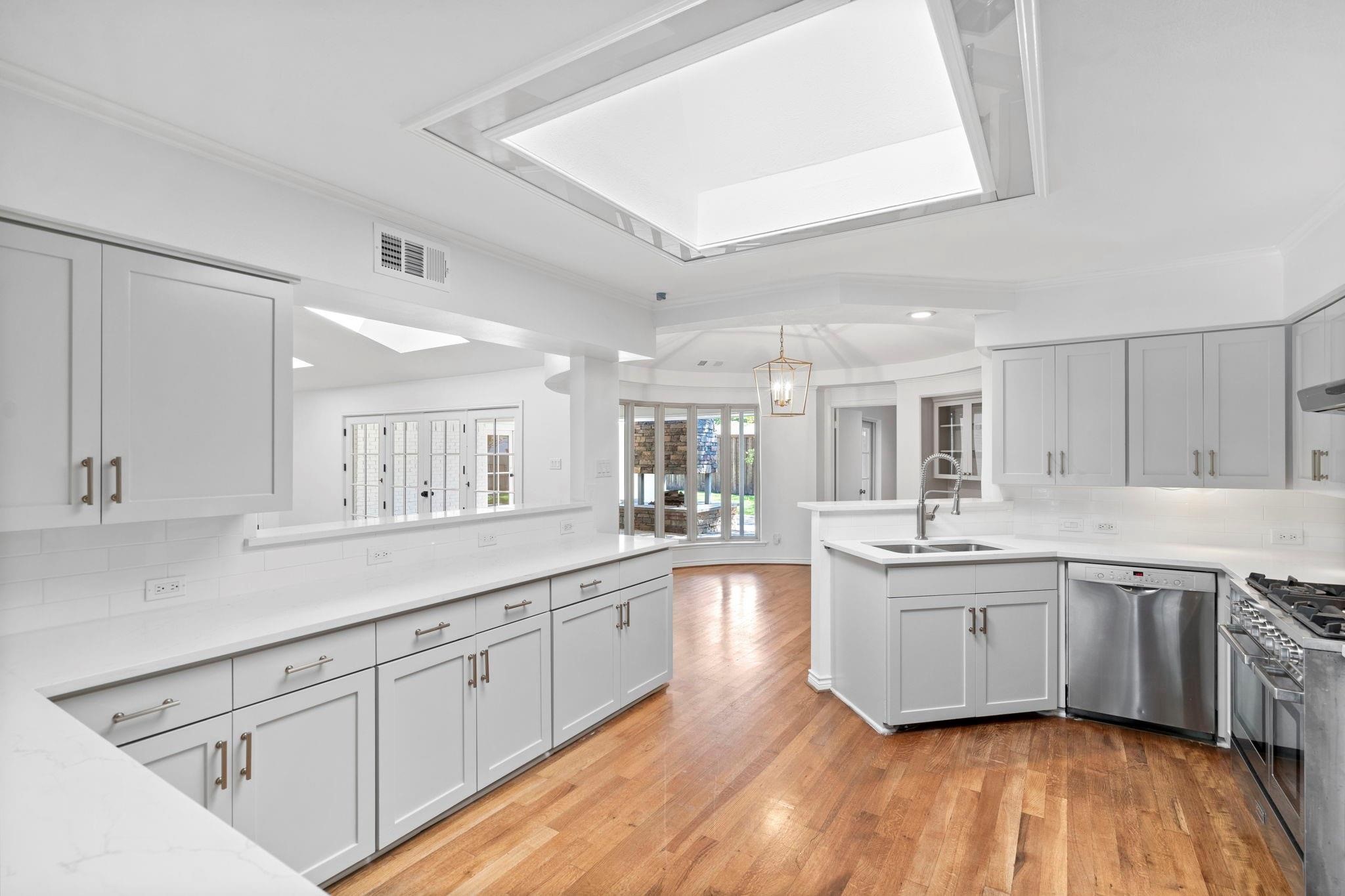 3940 Shady Hill Drive Dallas TX 75229
