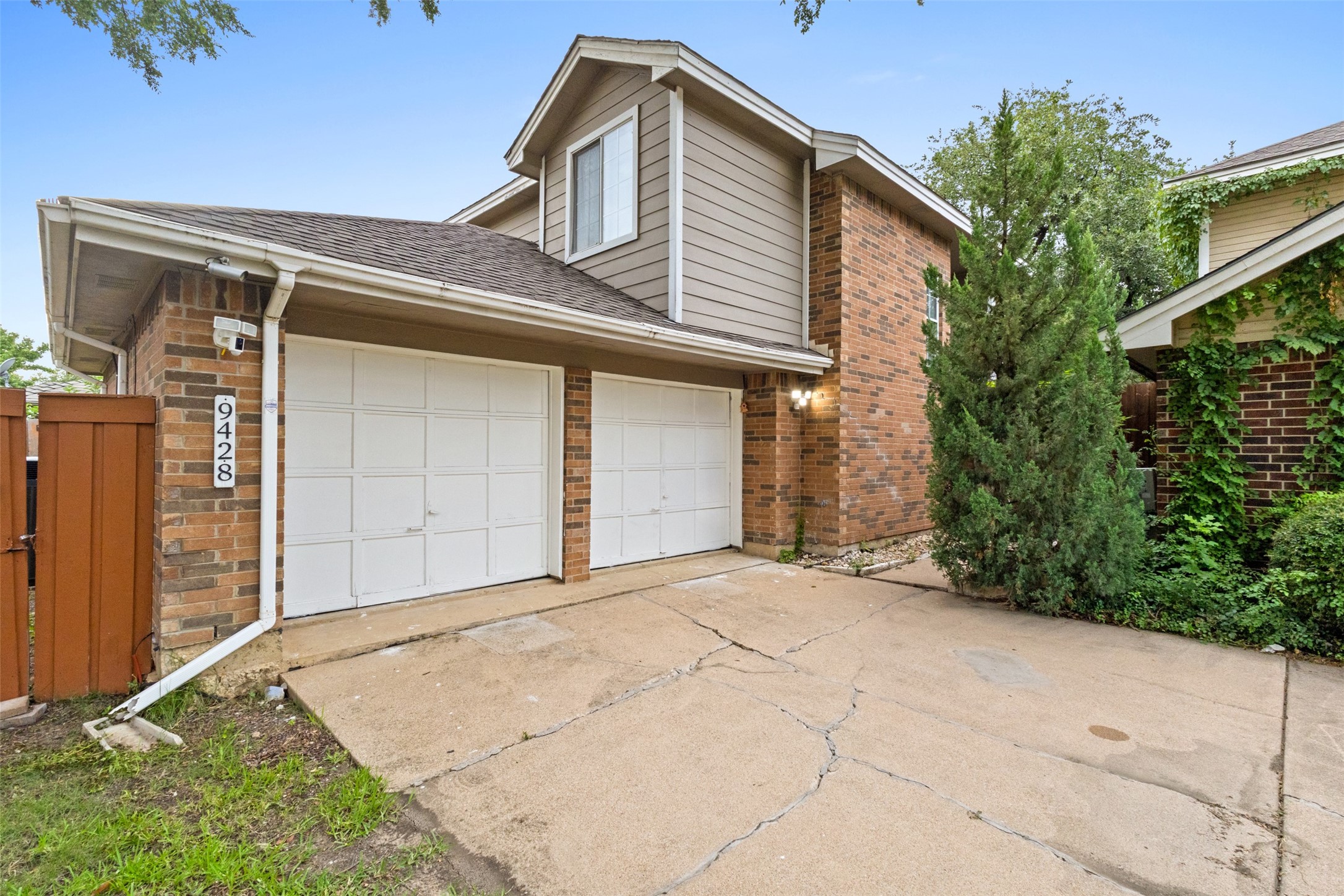 9428 Penny Lane Irving TX 75063