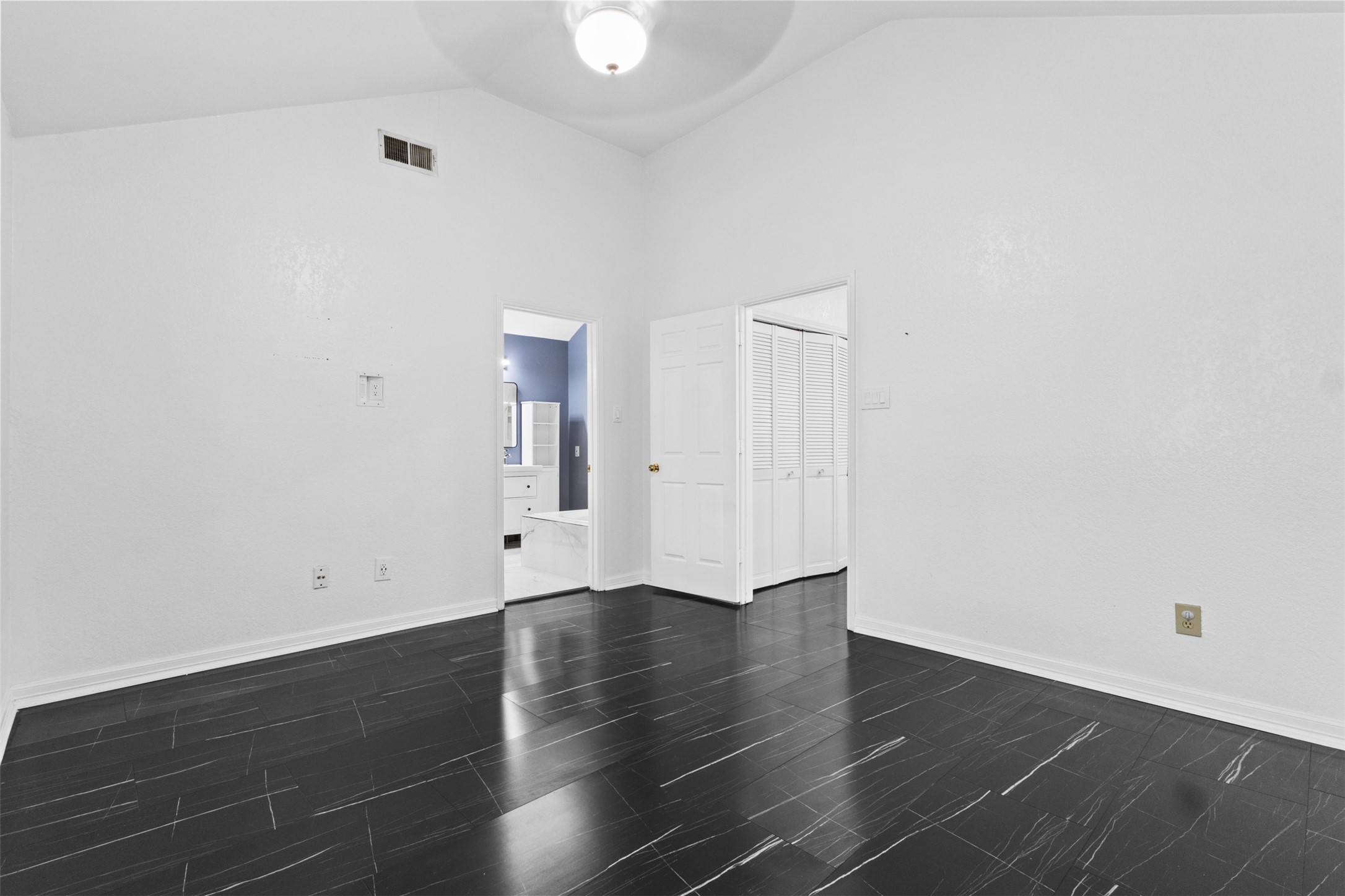 9428 Penny Lane Irving TX 75063