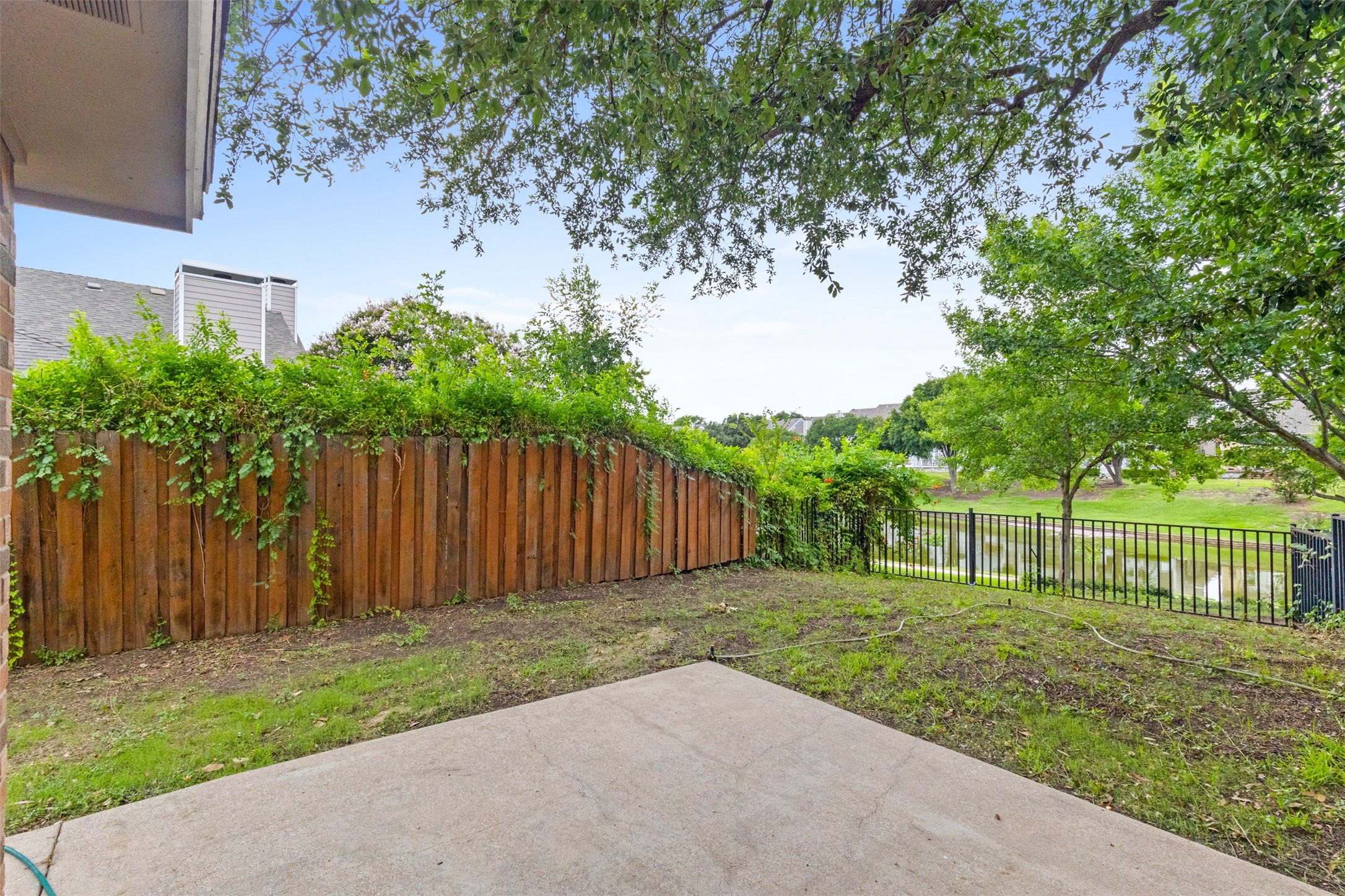 9428 Penny Lane Irving TX 75063