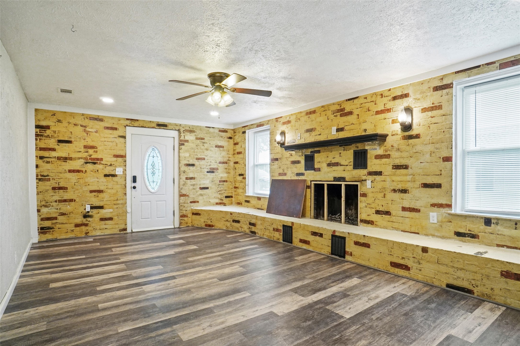 119 Olde Towne Road Paradise TX 76073