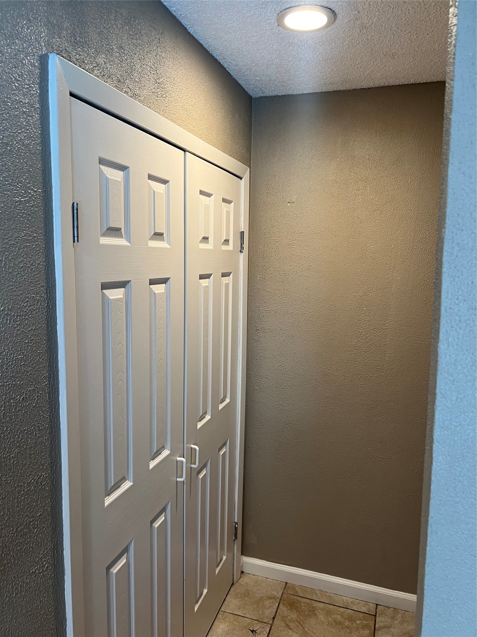 1910 Whiteoak Drive Garland TX 75040