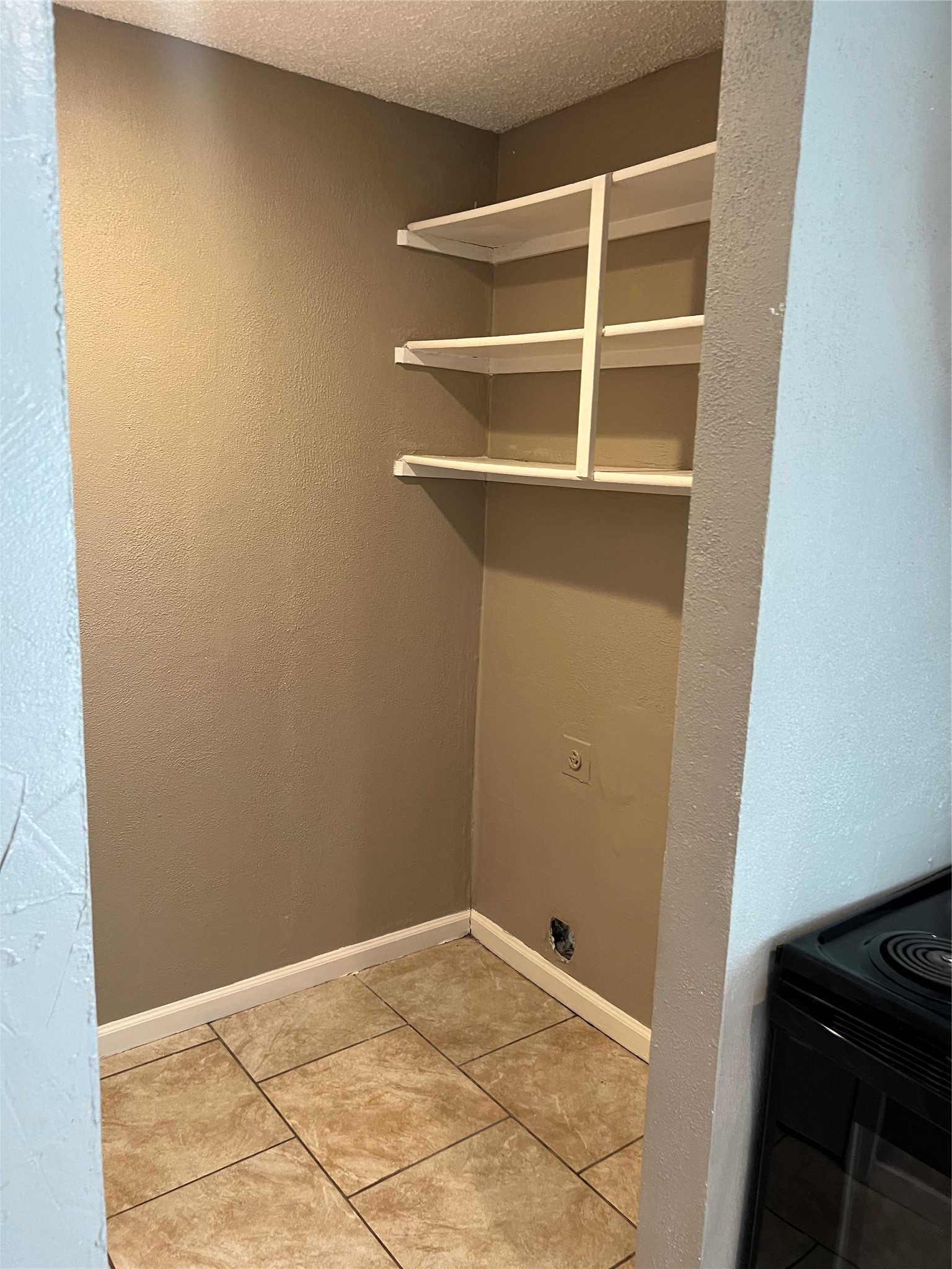 1910 Whiteoak Drive Garland TX 75040