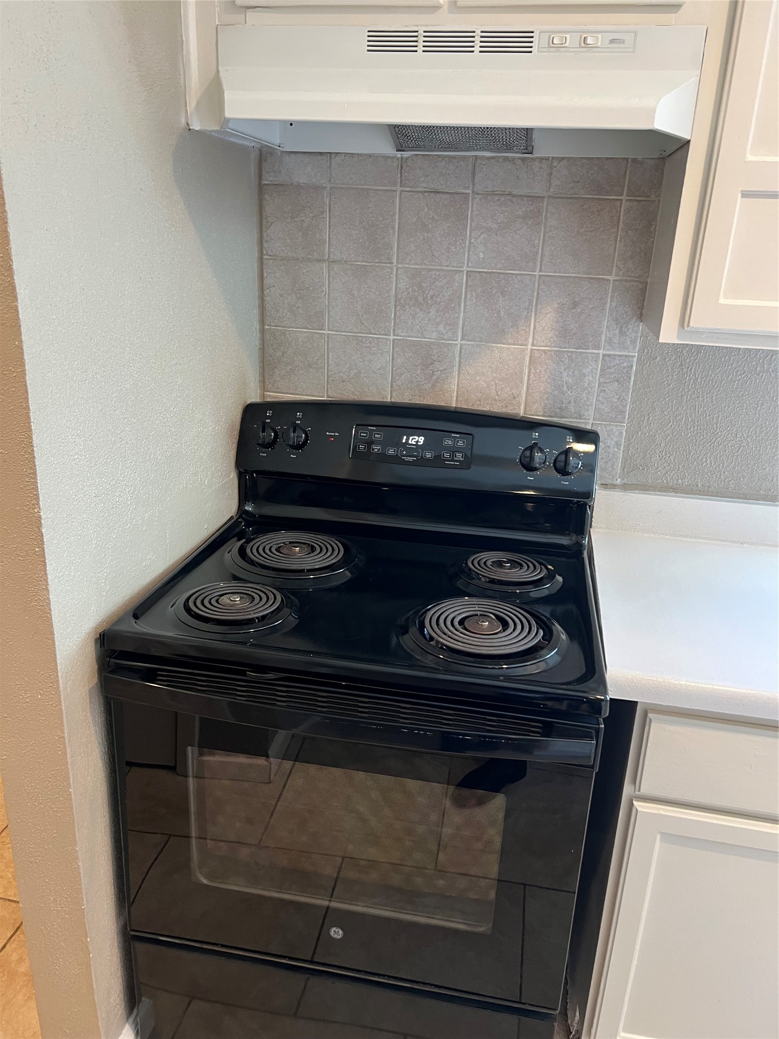 1910 Whiteoak Drive Garland TX 75040