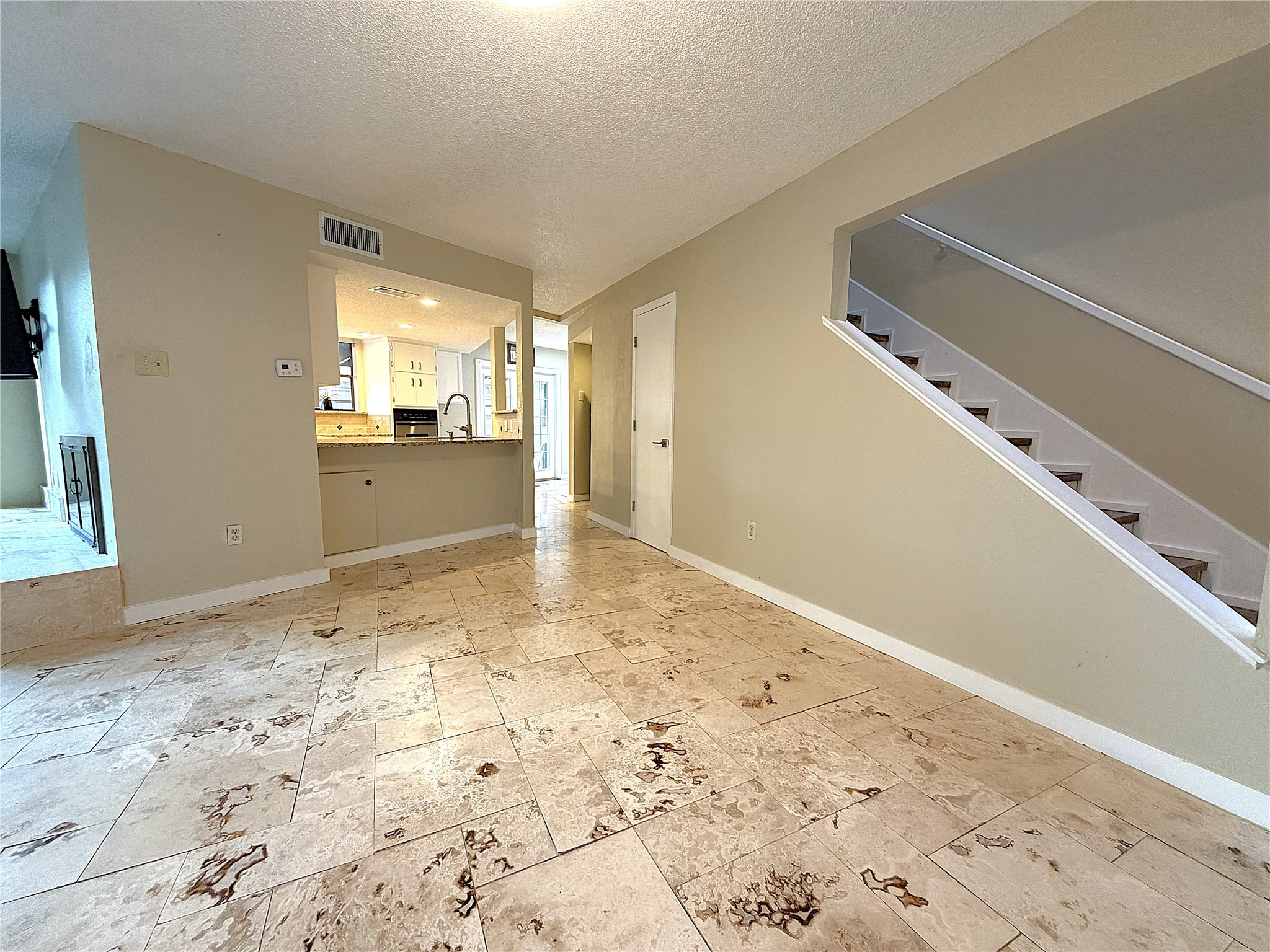 1725 Ashland Avenue Fort Worth TX 76107
