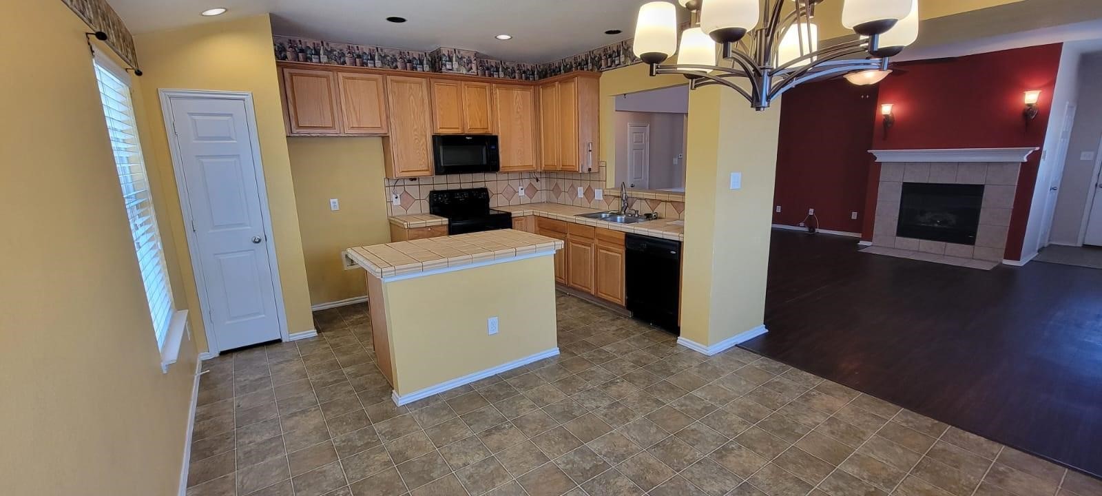 704 International Drive Euless TX 76039