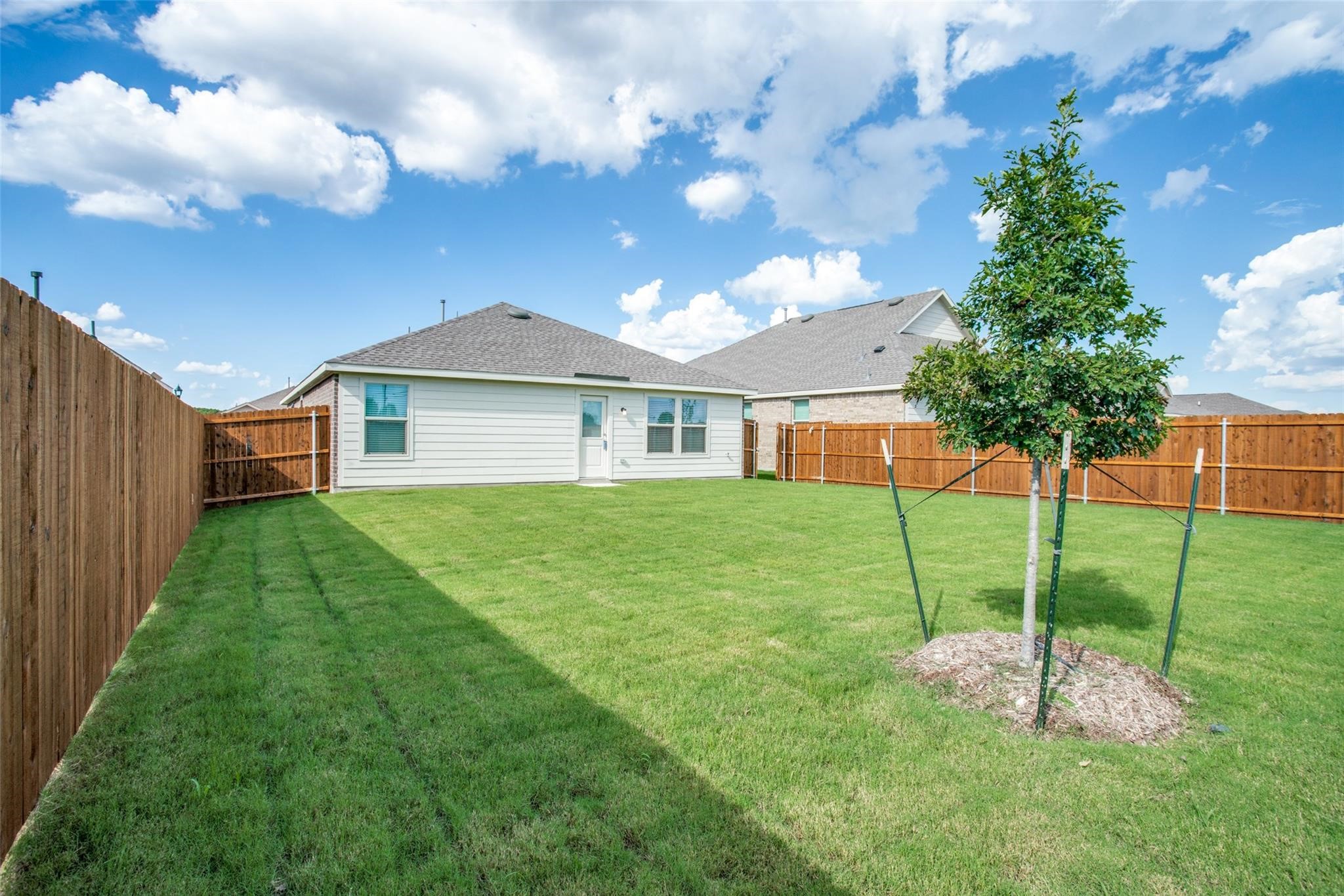 1809 River Crossing Drive Anna TX 75409