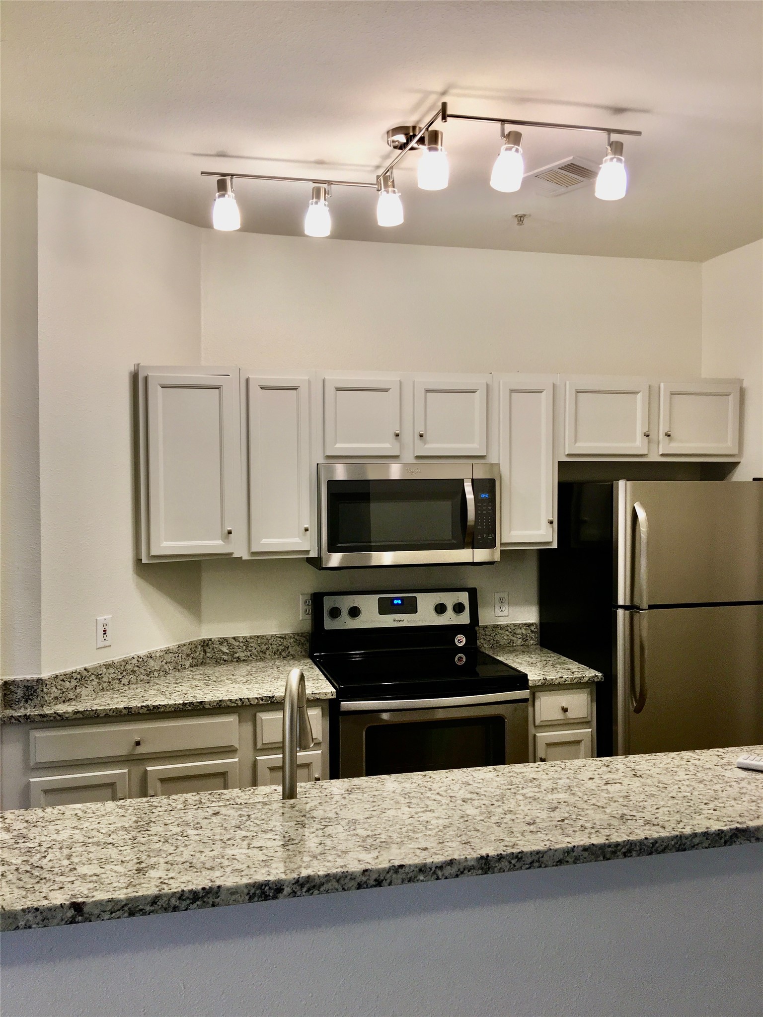 2825 Reagan Street Dallas TX 75219