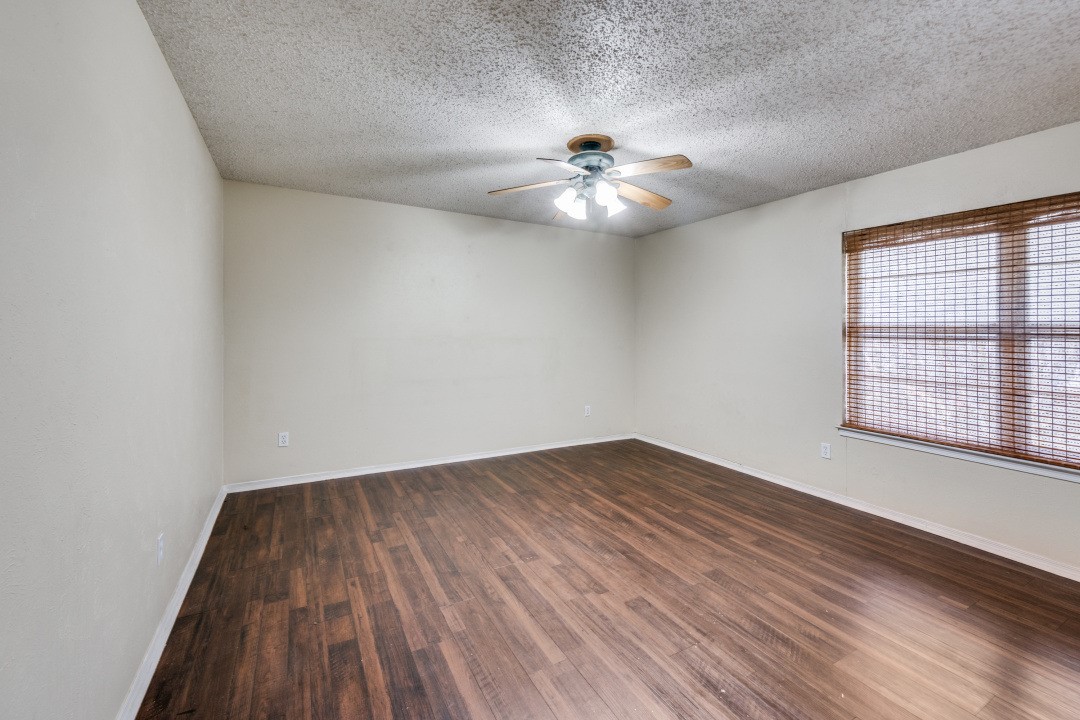 6917 Bennington Drive Watauga TX 76148