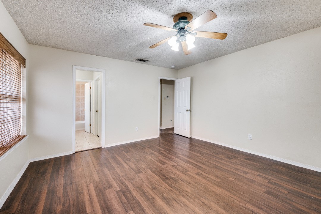 6917 Bennington Drive Watauga TX 76148