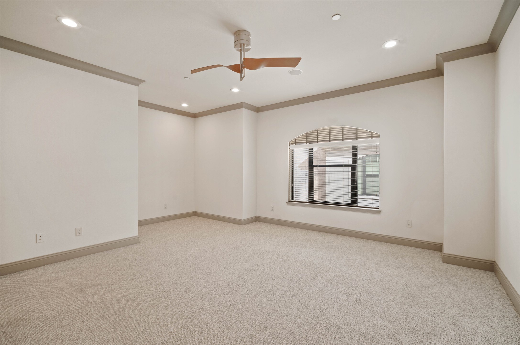 3142 Ross Avenue Dallas TX 75204