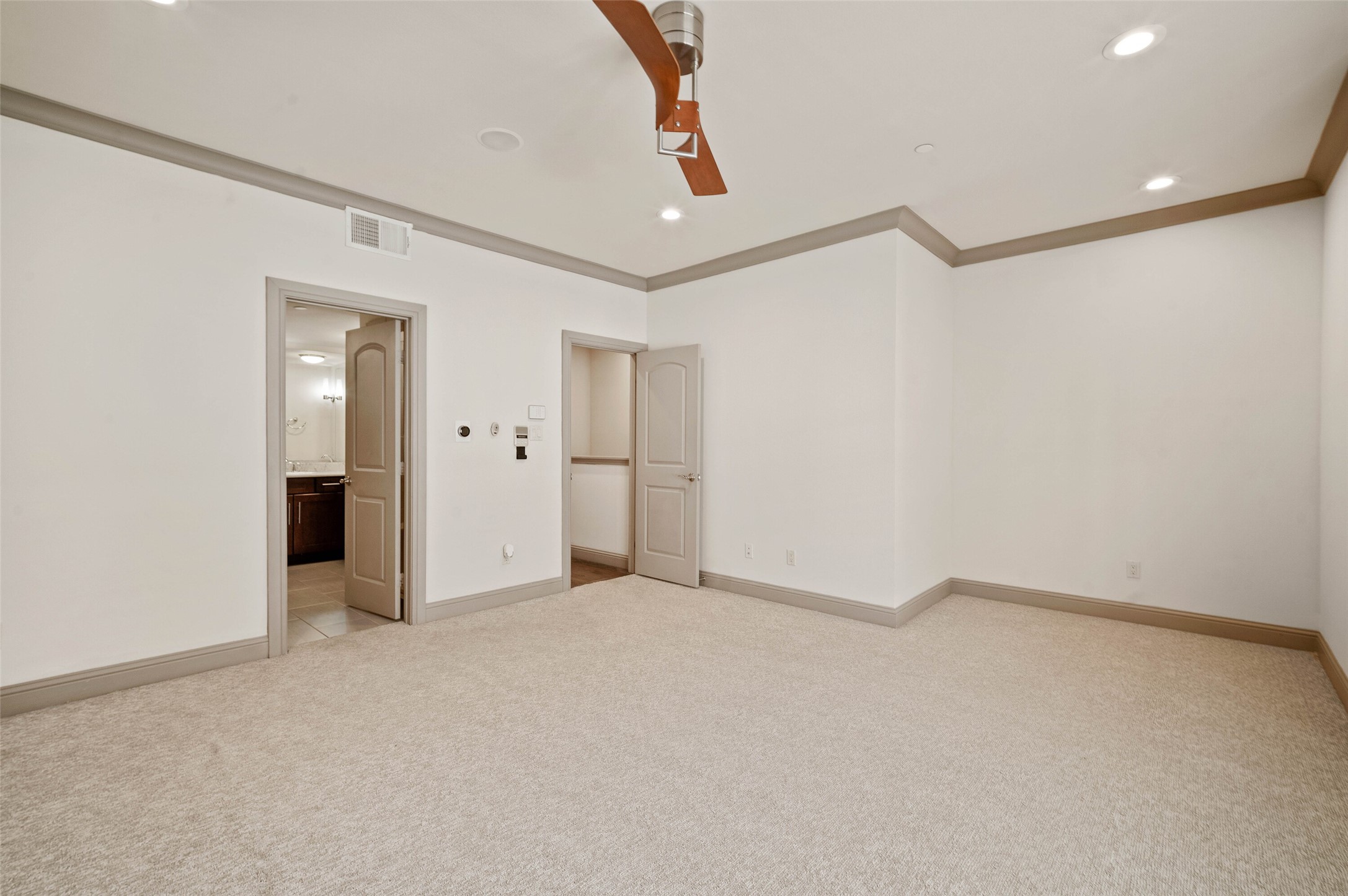 3142 Ross Avenue Dallas TX 75204