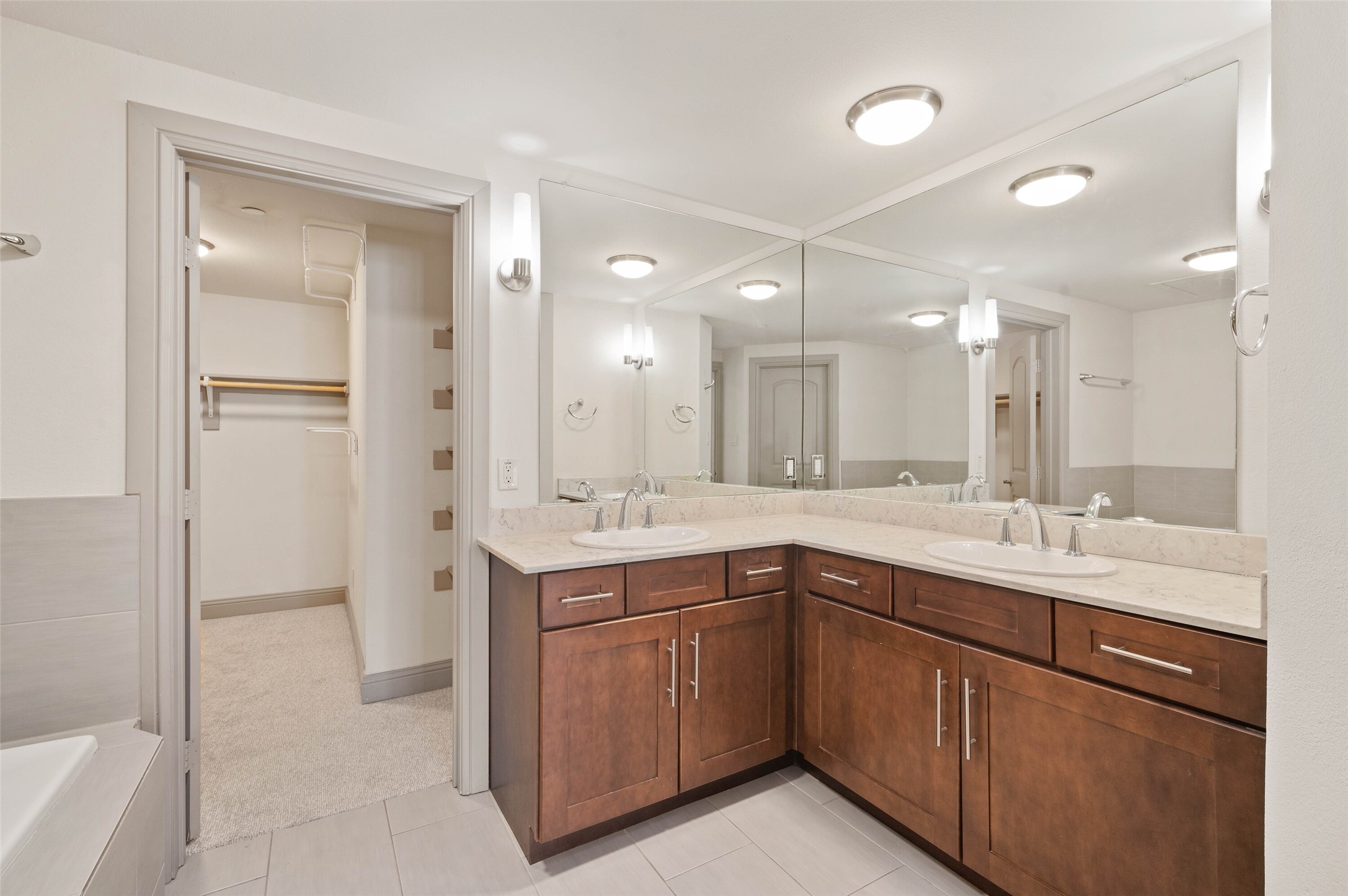3142 Ross Avenue Dallas TX 75204