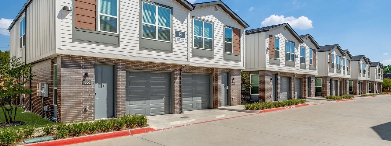 10030 Garland Road Dallas TX 75218