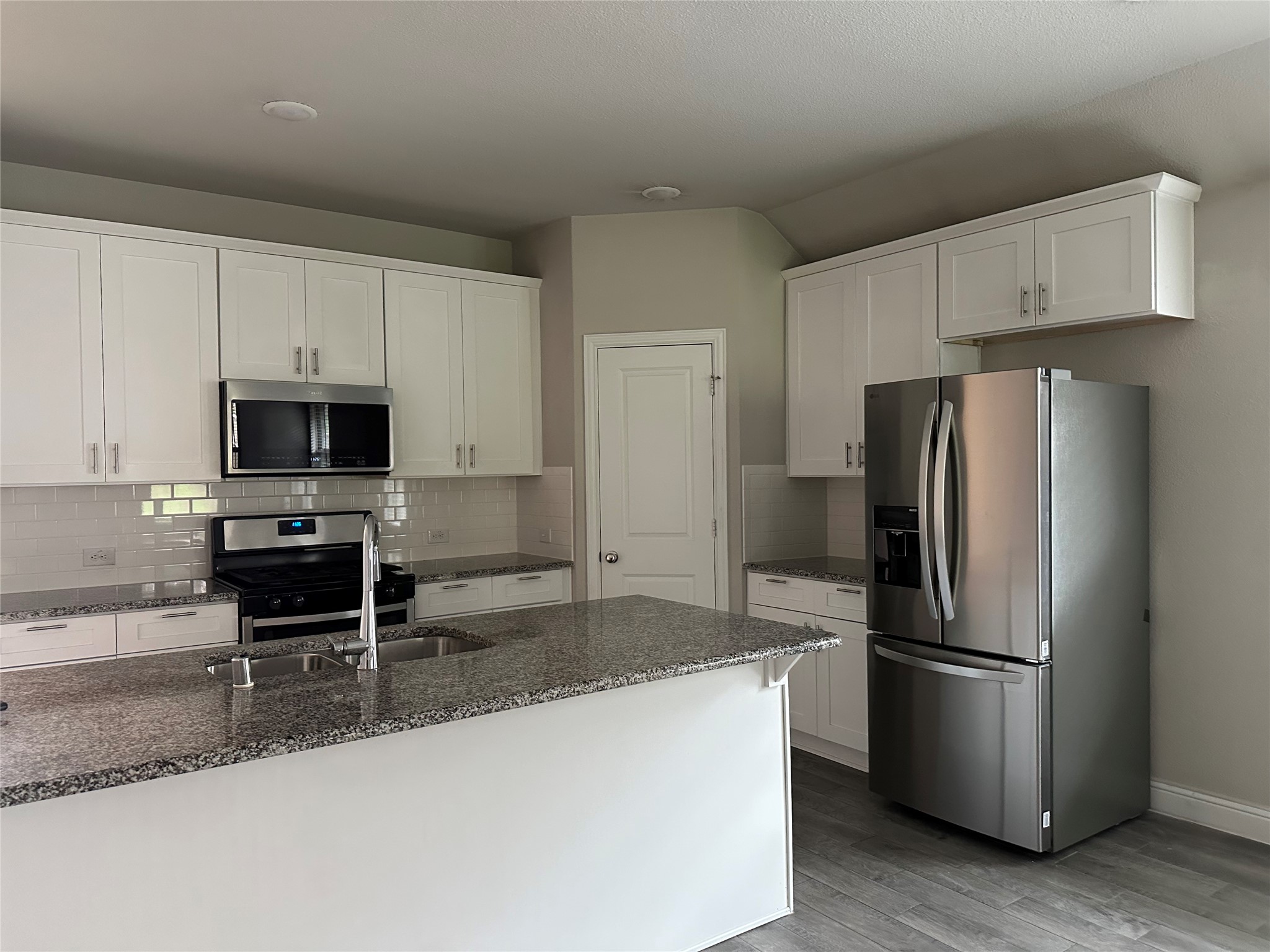 2708 Country Church Road Mckinney TX 75071