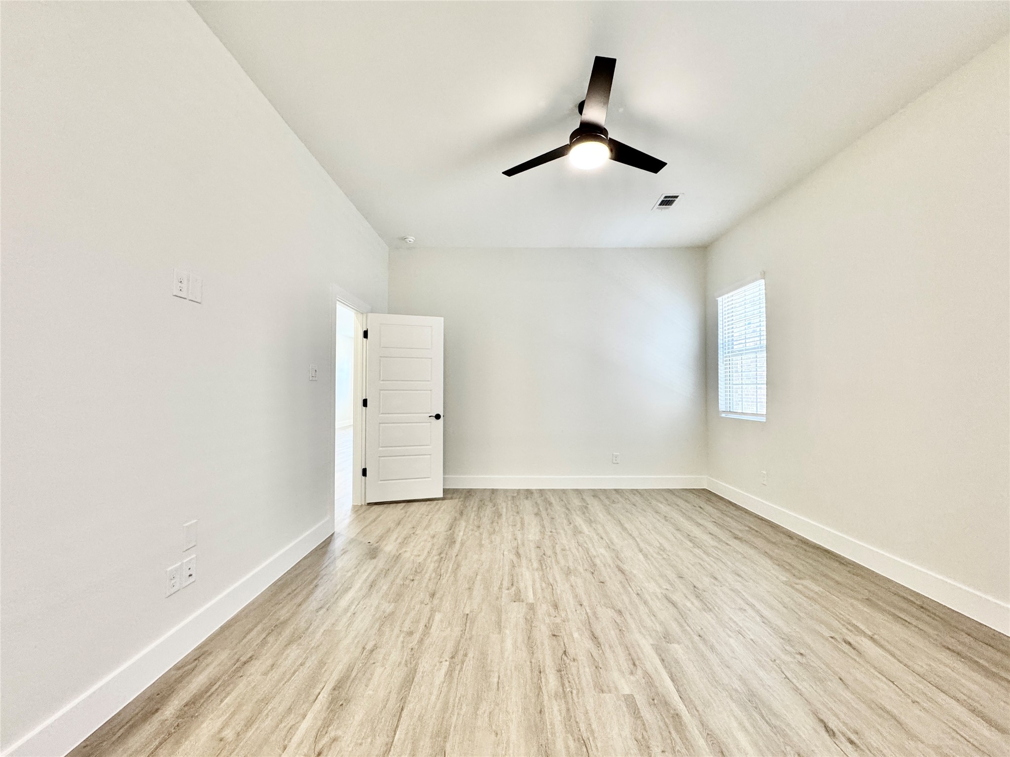 8513 Shorehan Road The Colony TX 75036