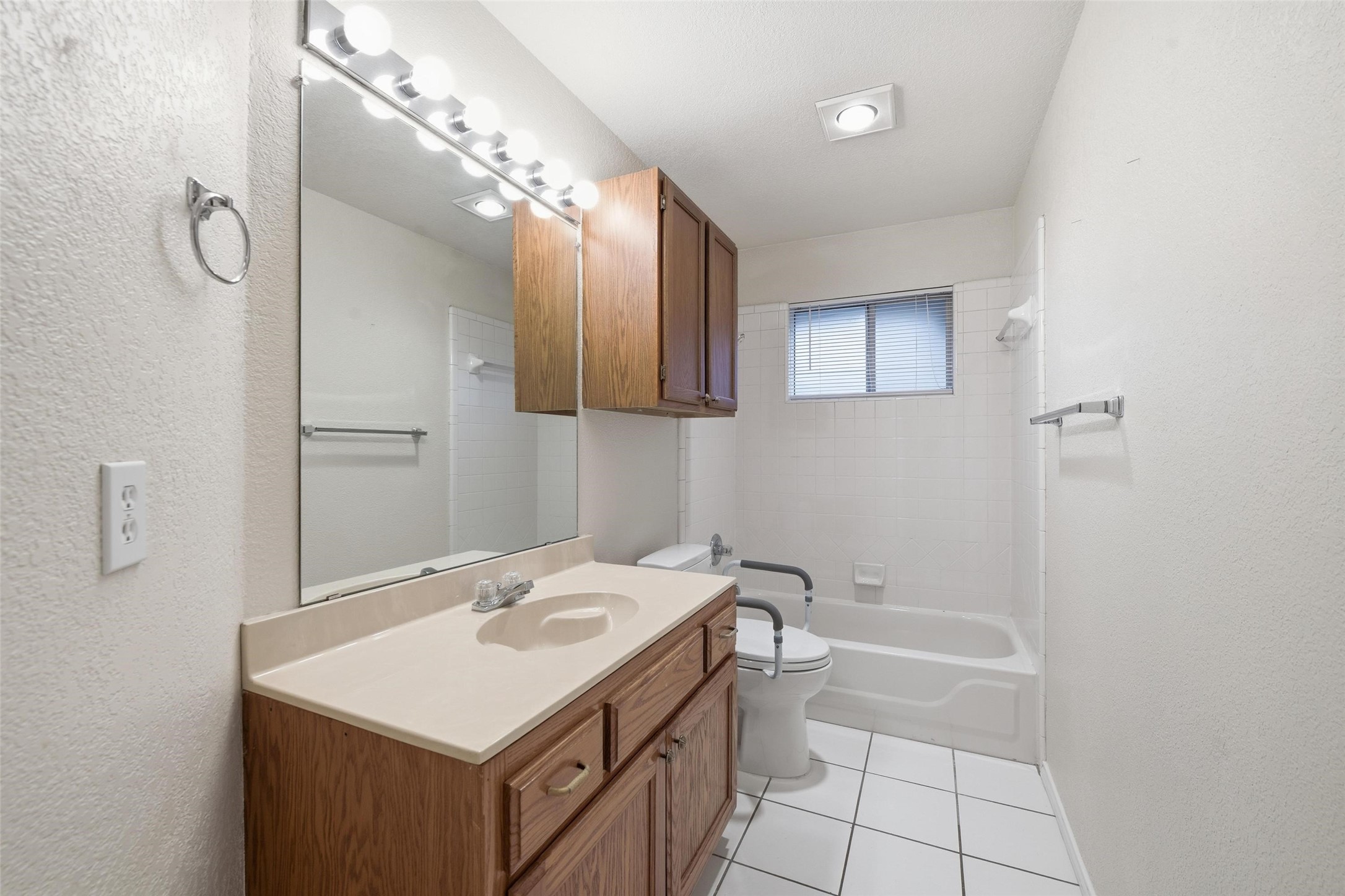 11912 Rhulen Court Fort Worth TX 76008