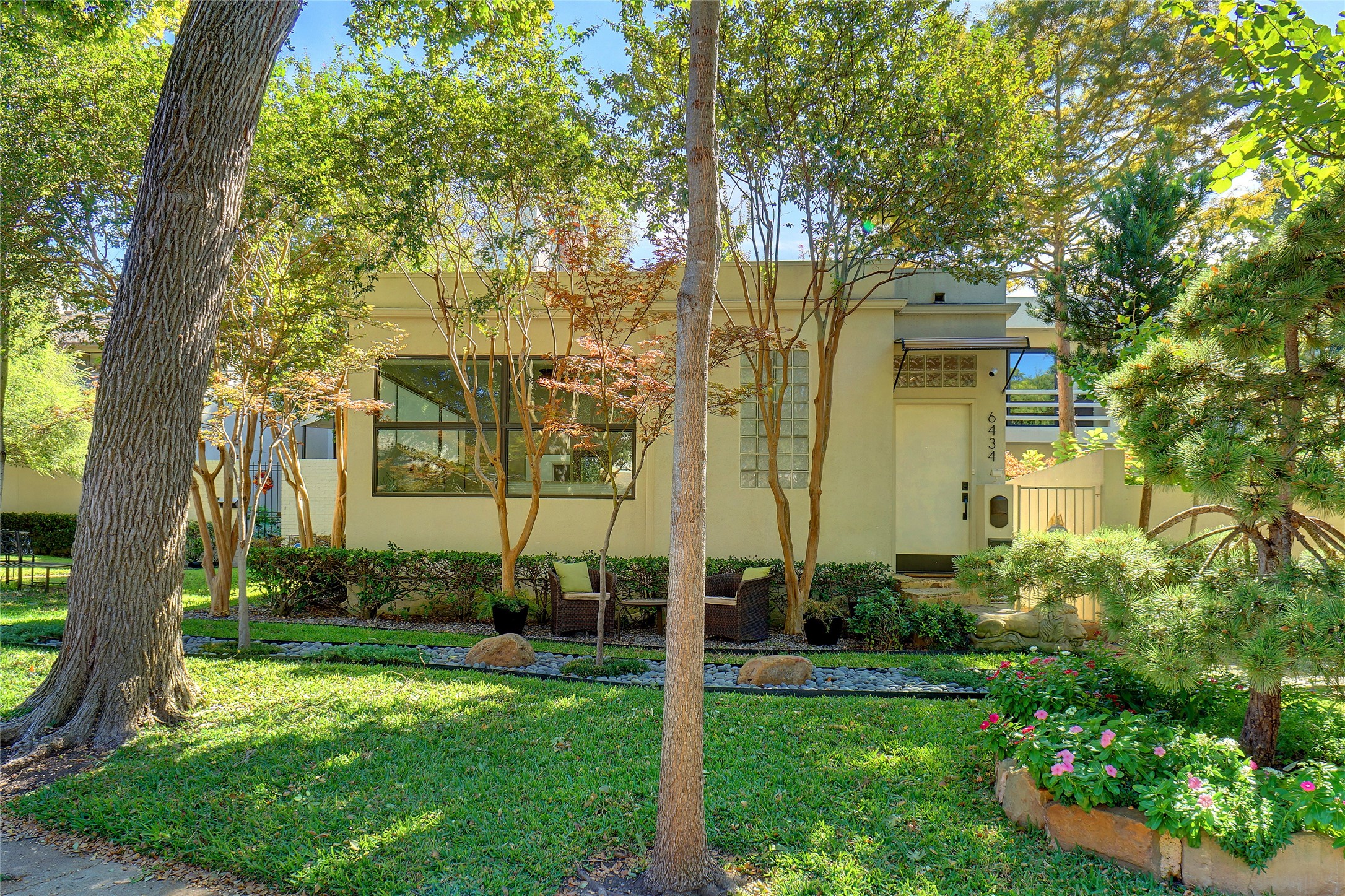6434 Southpoint Drive Dallas TX 75248