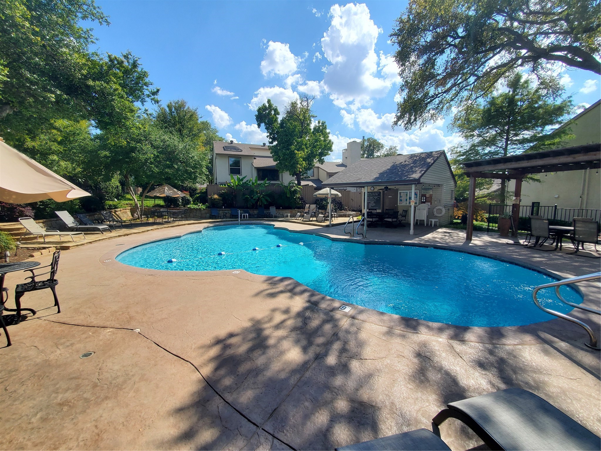 6434 Southpoint Drive Dallas TX 75248