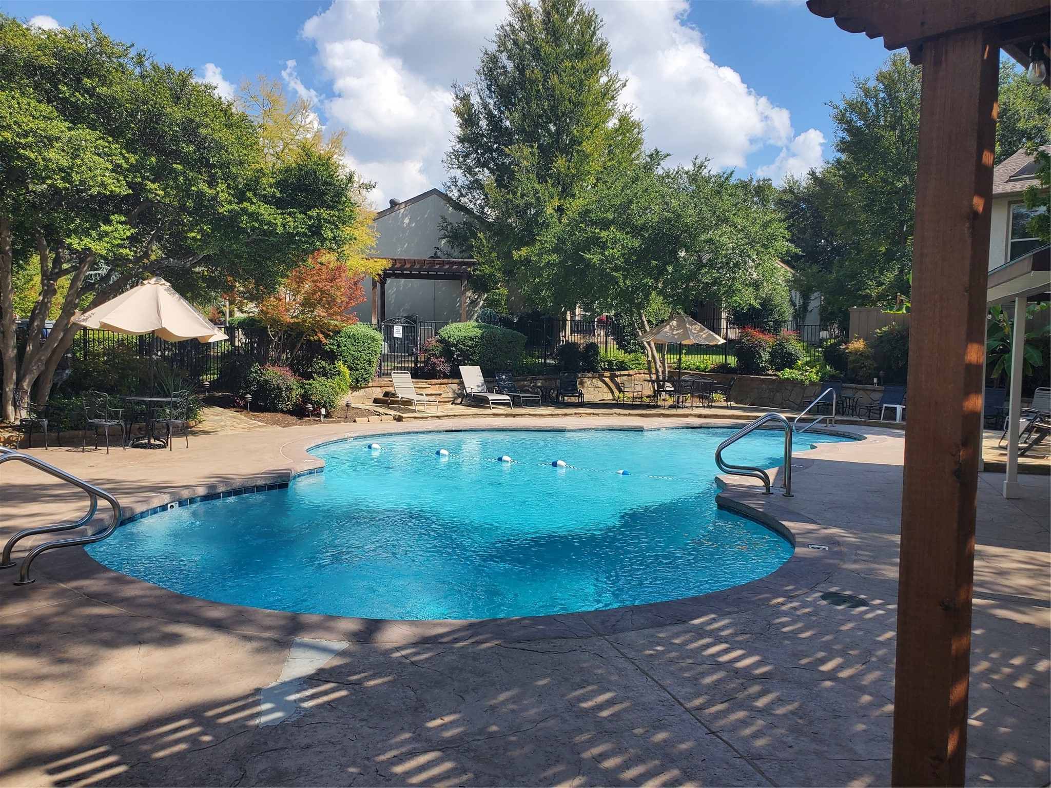 6434 Southpoint Drive Dallas TX 75248