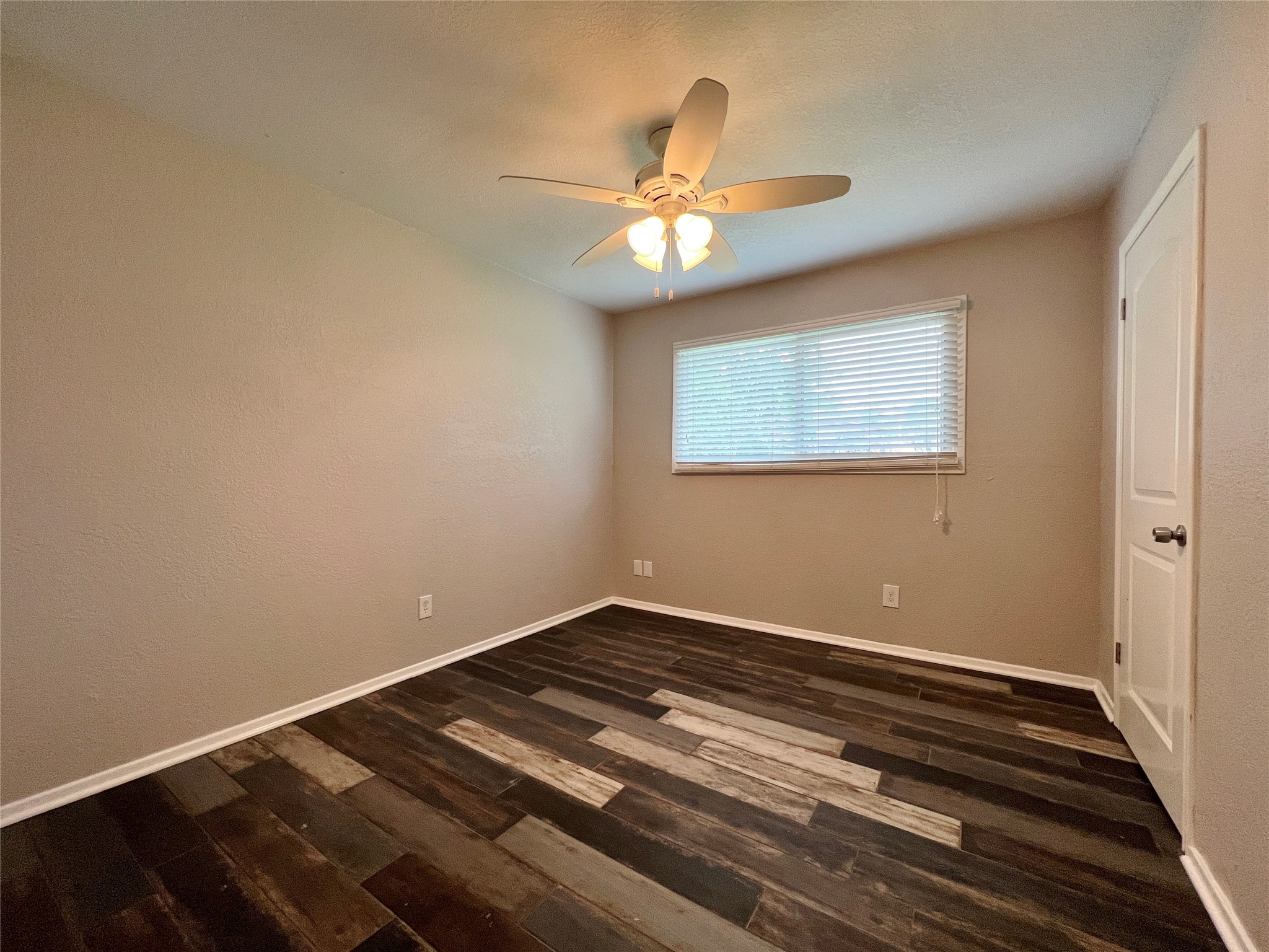 1617 Edge Hill Road Benbrook TX 76126