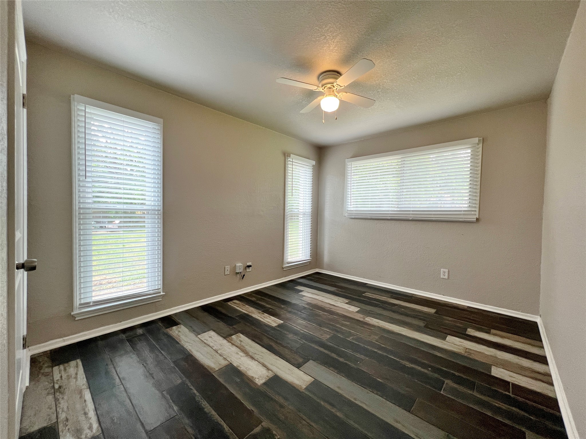 1617 Edge Hill Road Benbrook TX 76126