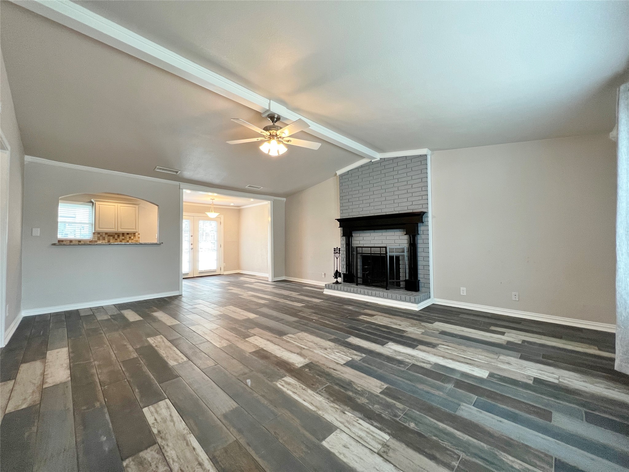 1617 Edge Hill Road Benbrook TX 76126