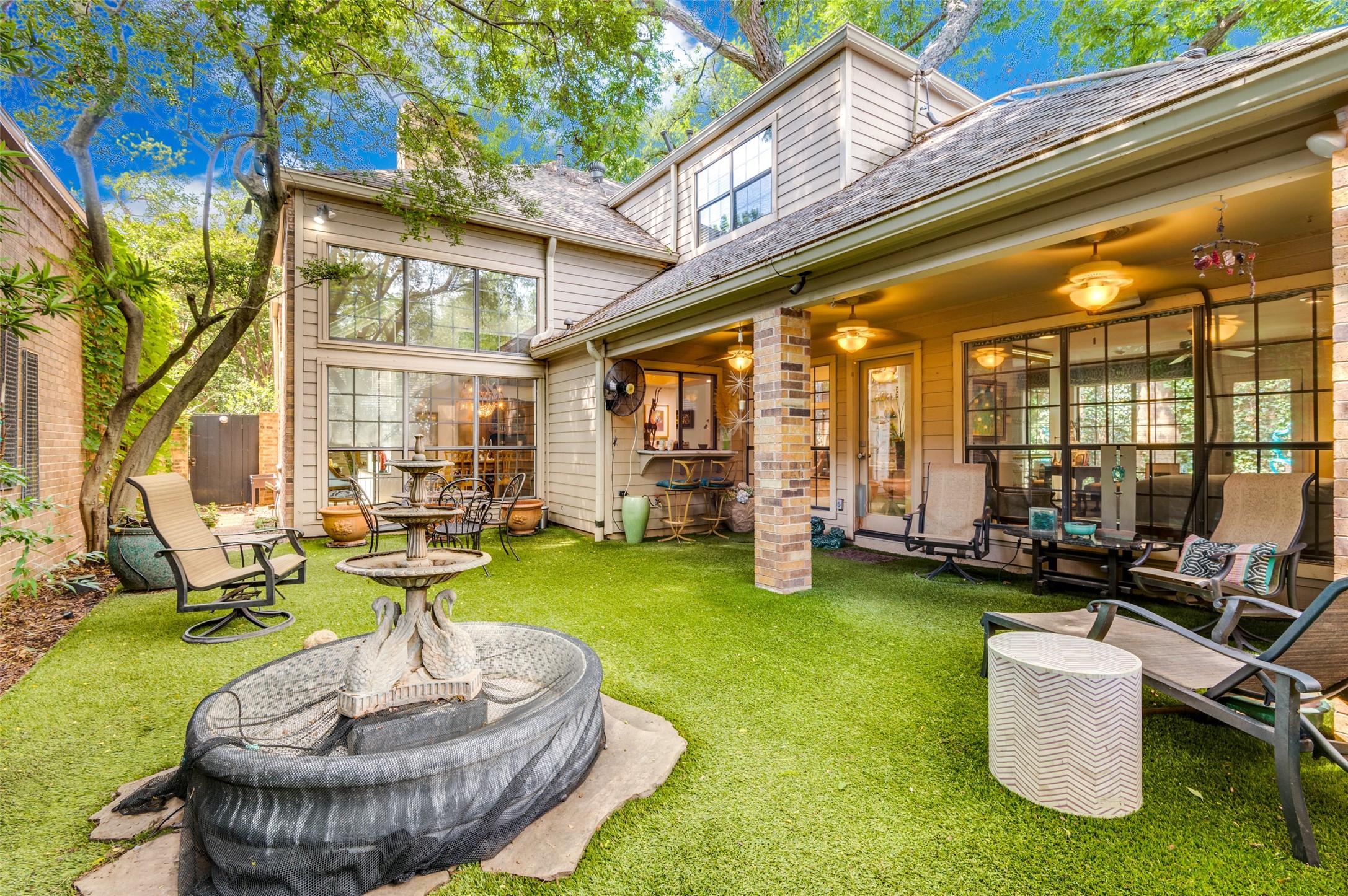 6908 Hillpark Drive Dallas TX 75230