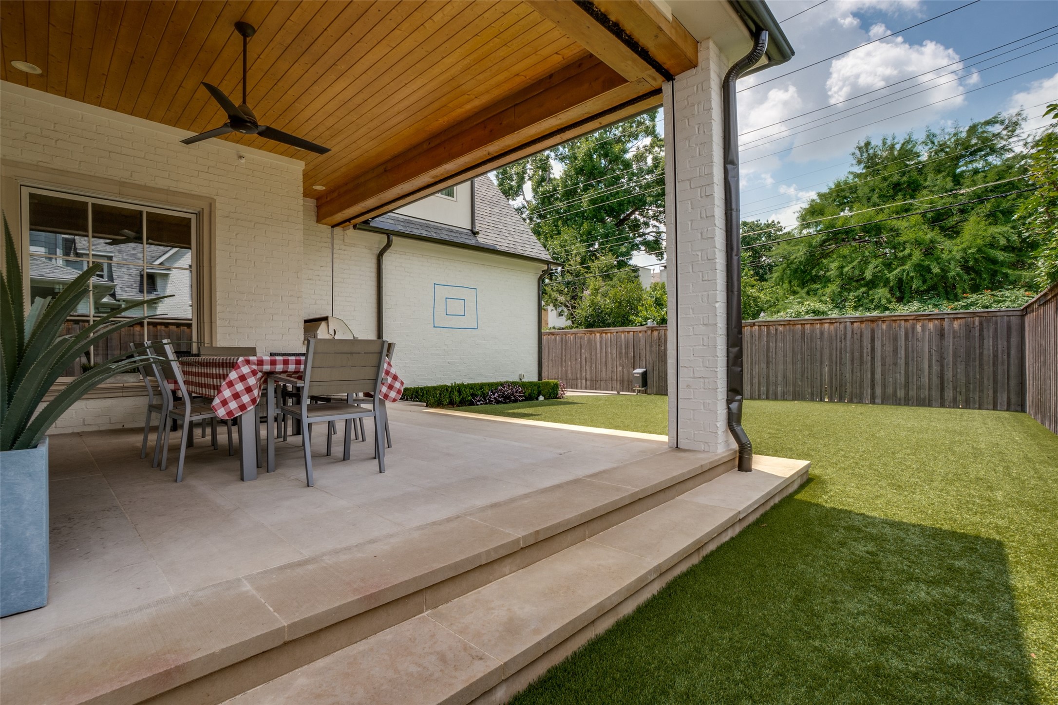 4309 Stanford Avenue Dallas TX 75225