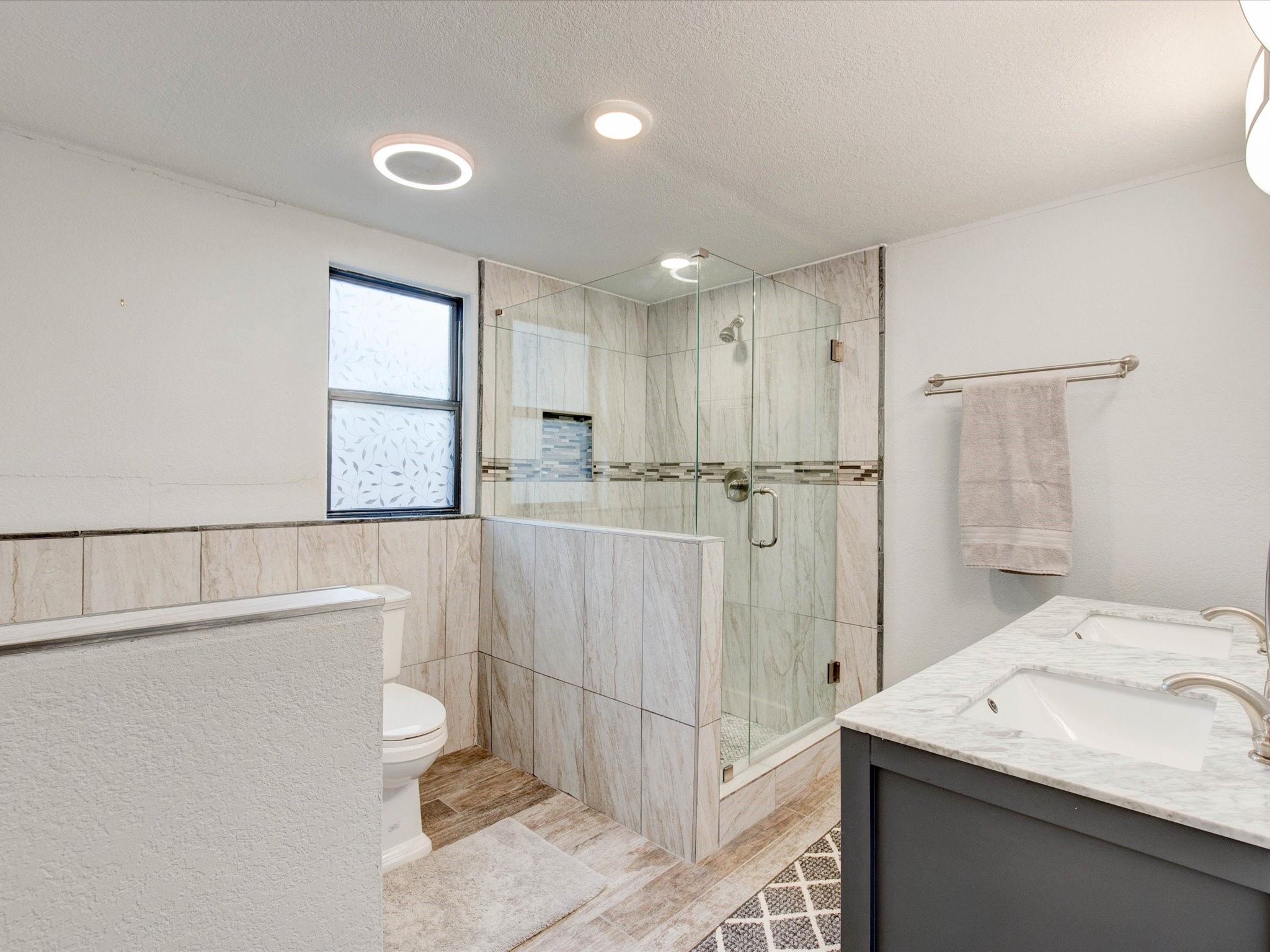 2801 W Biddison Street Fort Worth TX 76109