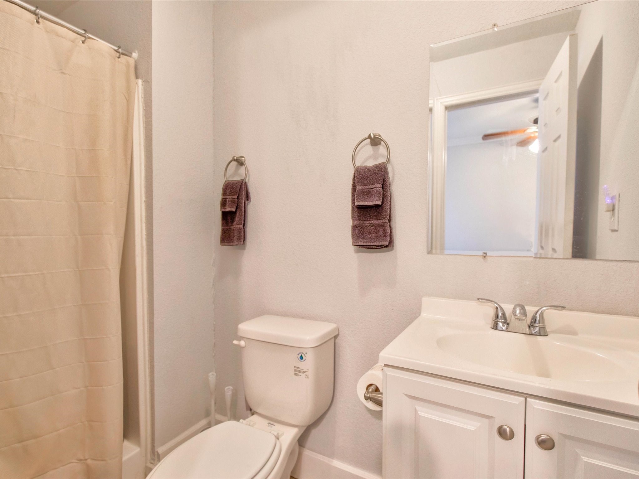 2801 W Biddison Street Fort Worth TX 76109