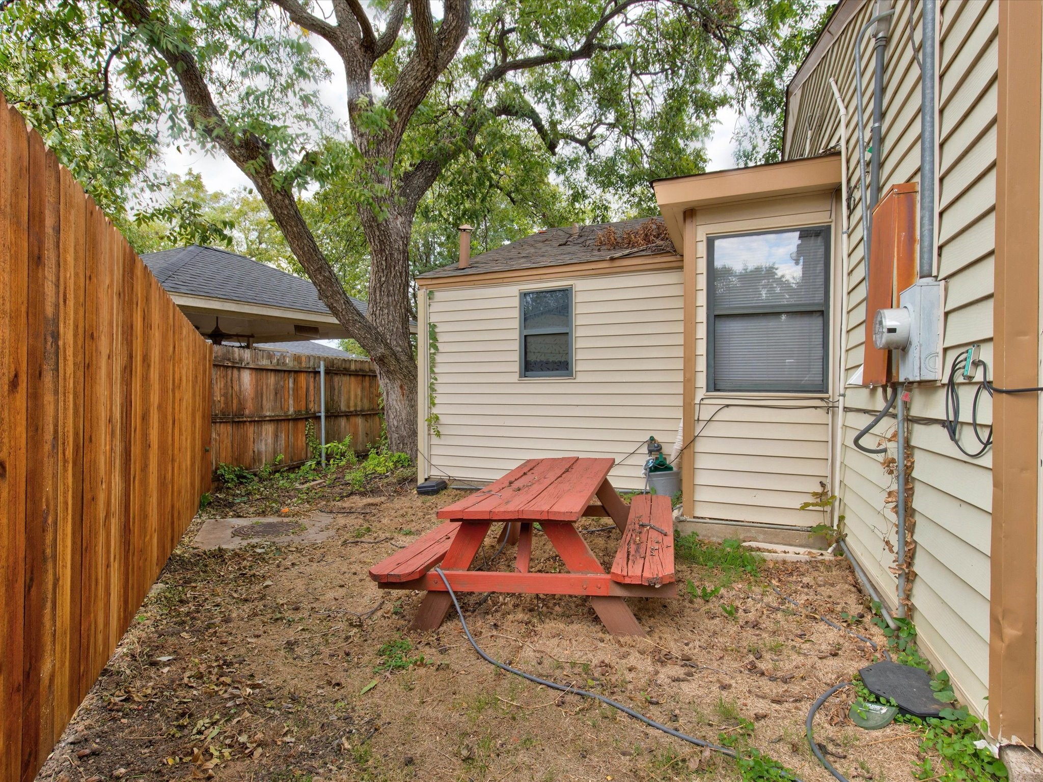 2801 W Biddison Street Fort Worth TX 76109
