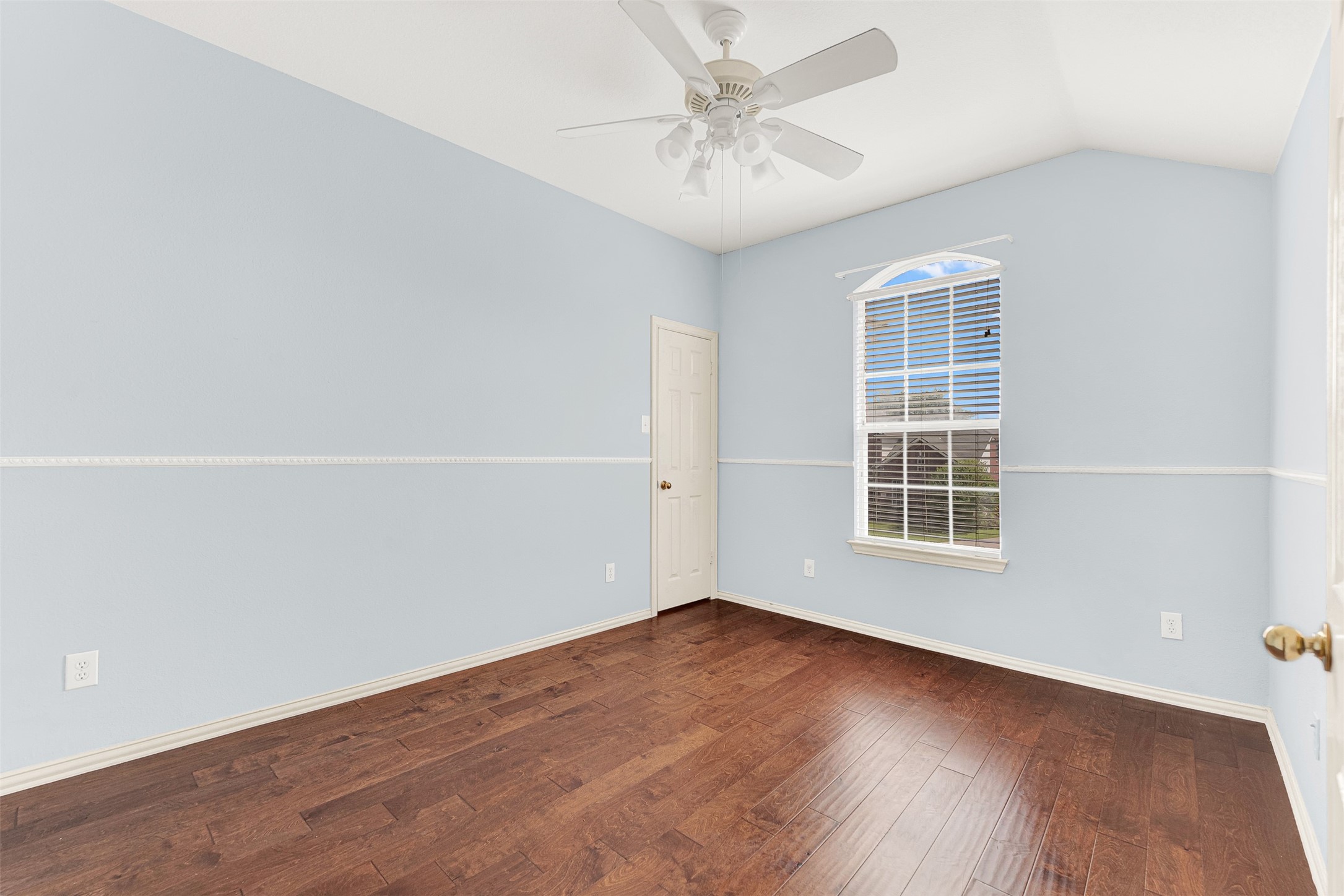 509 Lochwood Drive Murphy TX 75094
