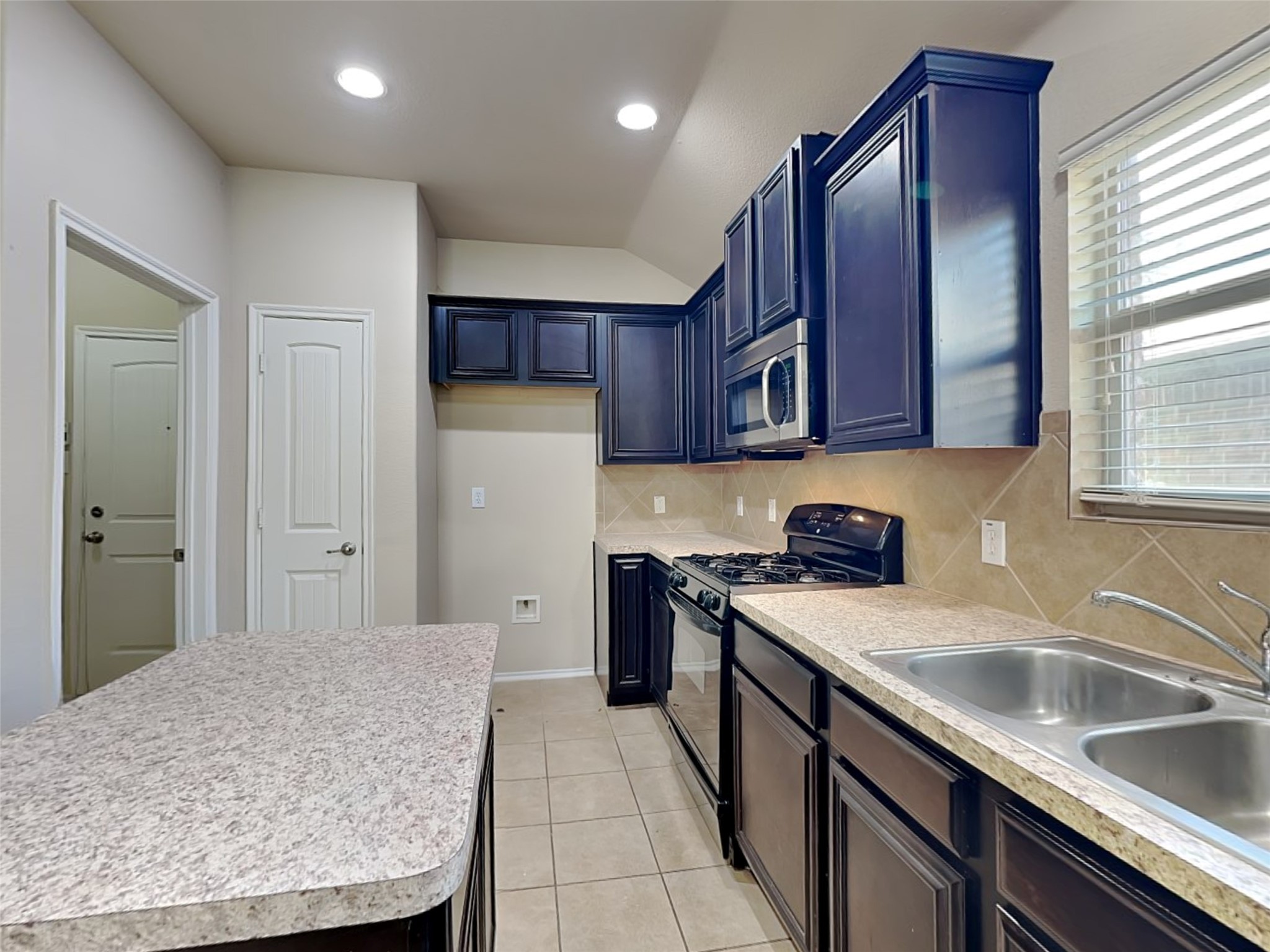 1114 Bexar Avenue Melissa TX 75454