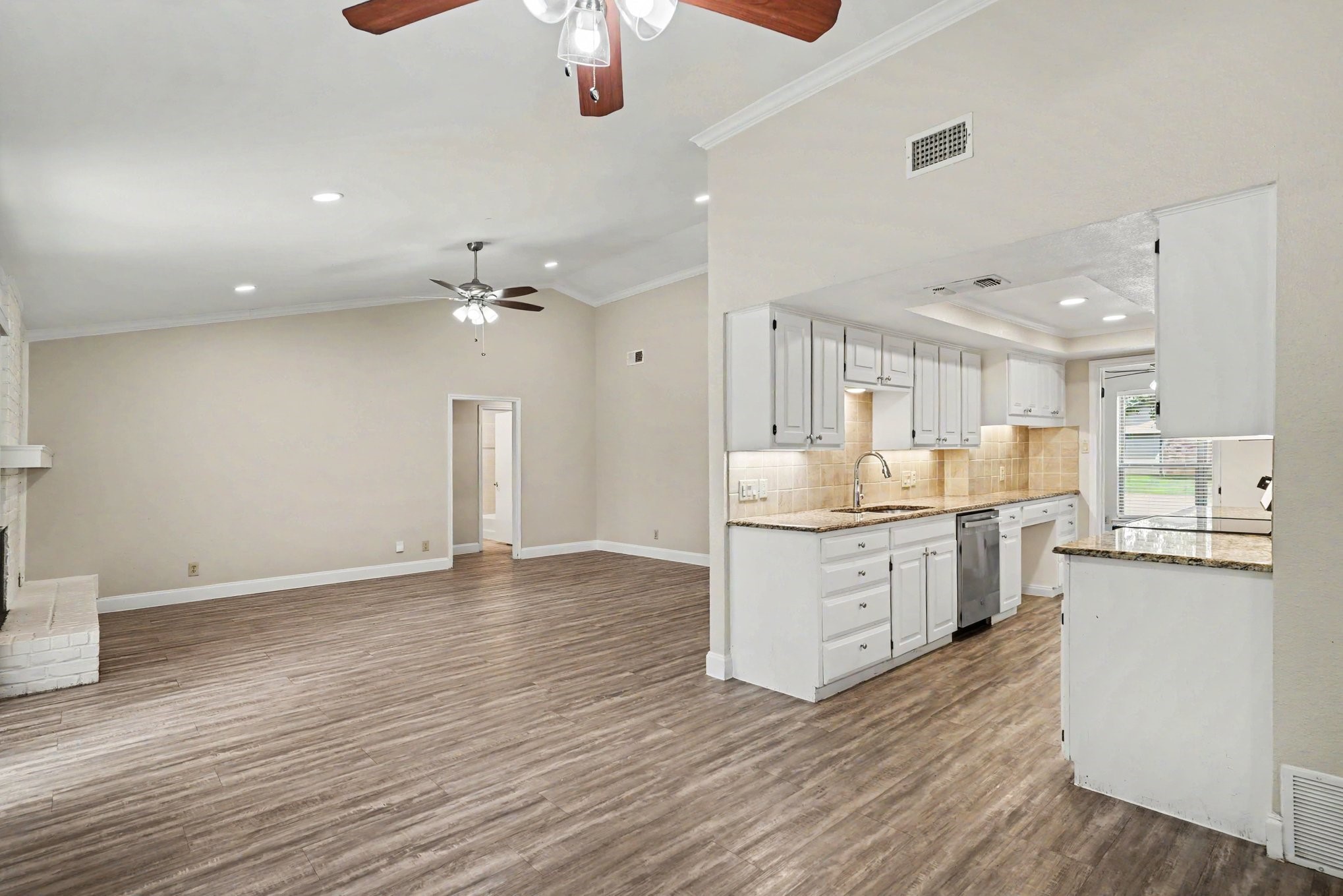 2701 Whitehurst Drive Fort Worth TX 76133
