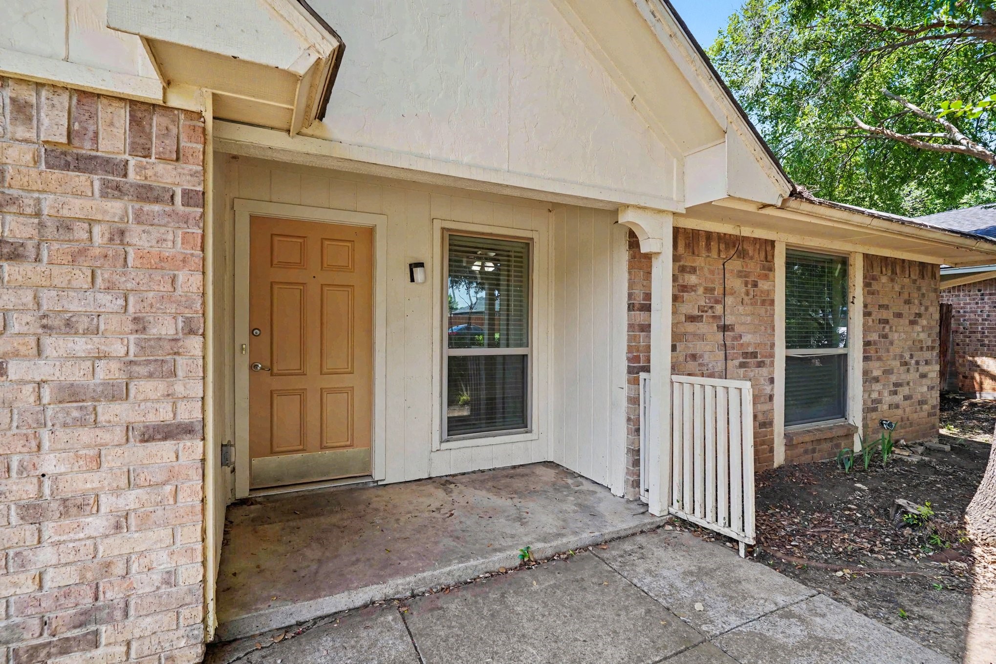 2701 Whitehurst Drive Fort Worth TX 76133